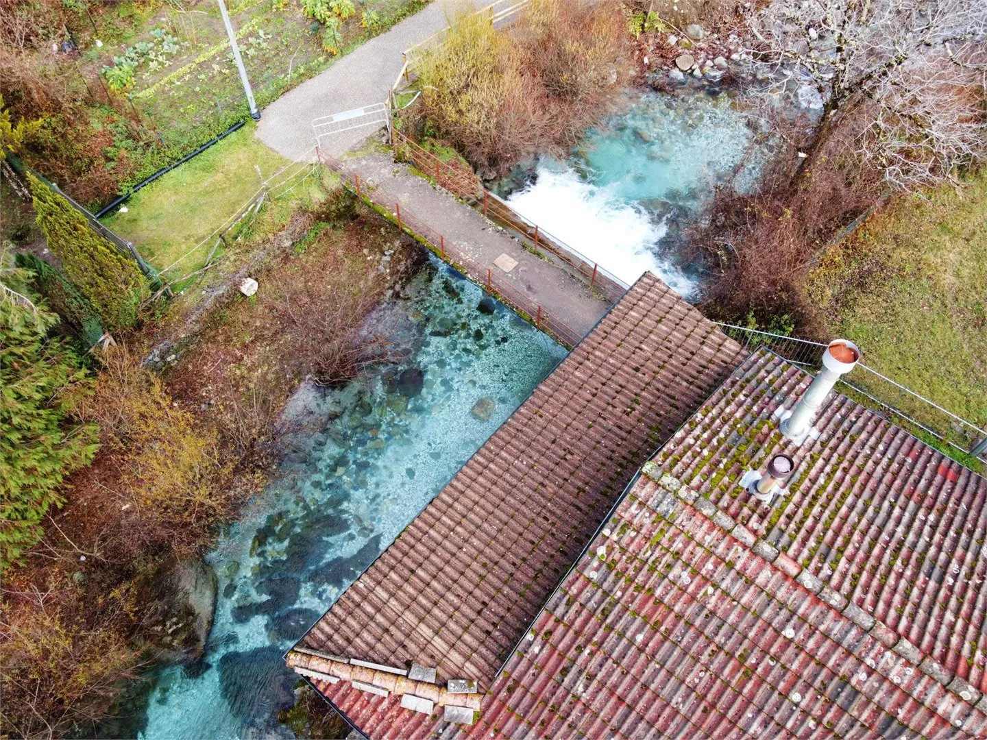Historic 1648 Mill House in Garfagnana with Streams and Chestnut Grove - Image 4