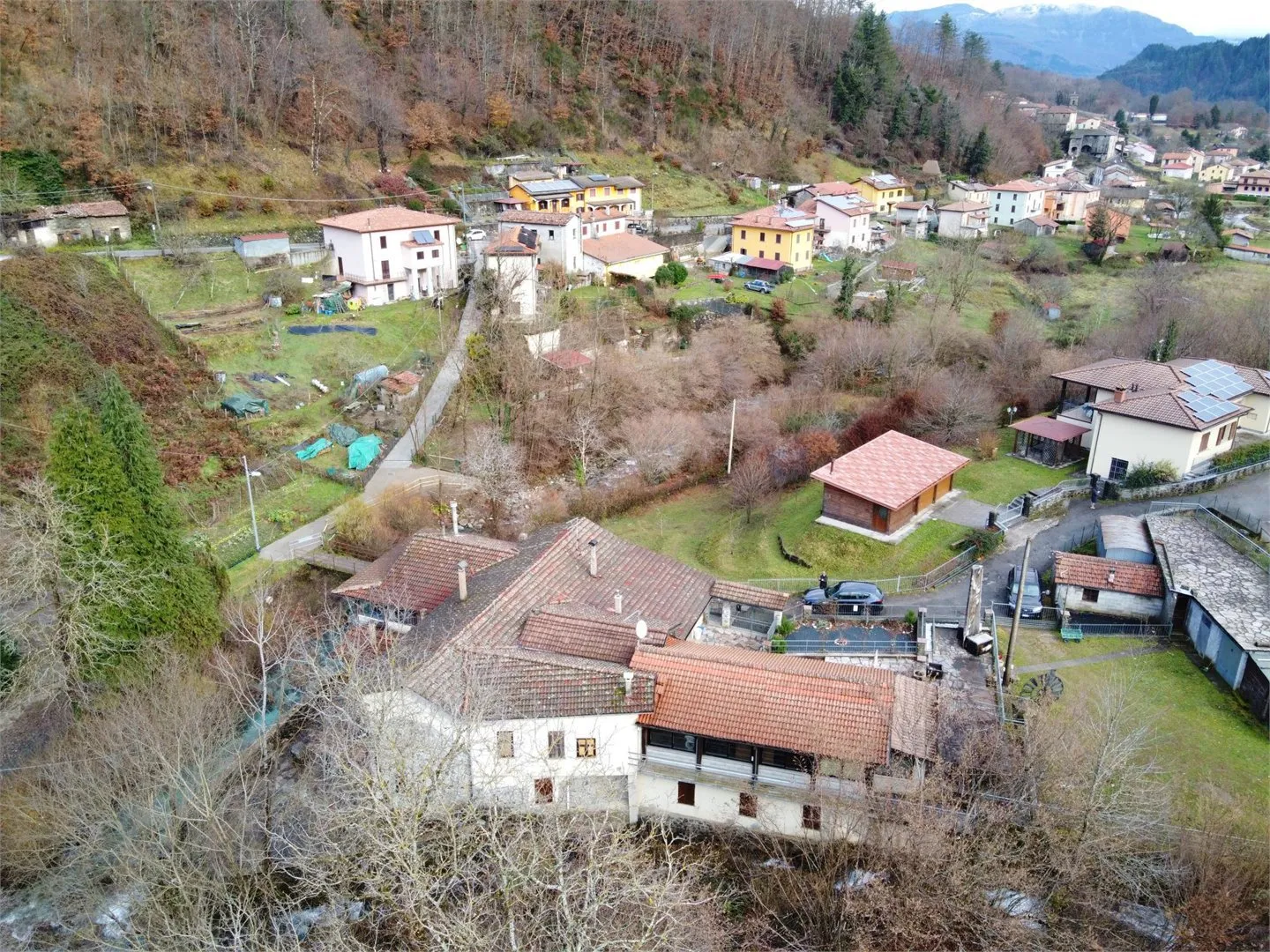 Historic 1648 Mill House in Garfagnana with Streams and Chestnut Grove - View image 7 of 35