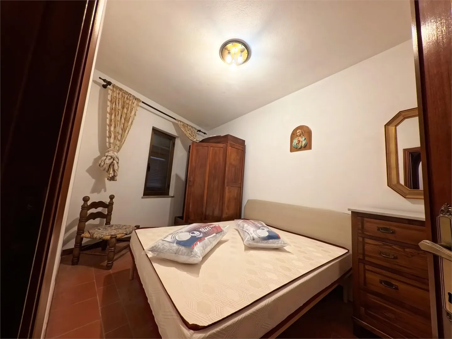 Historic 1648 Mill House in Garfagnana with Streams and Chestnut Grove - View image 19 of 35