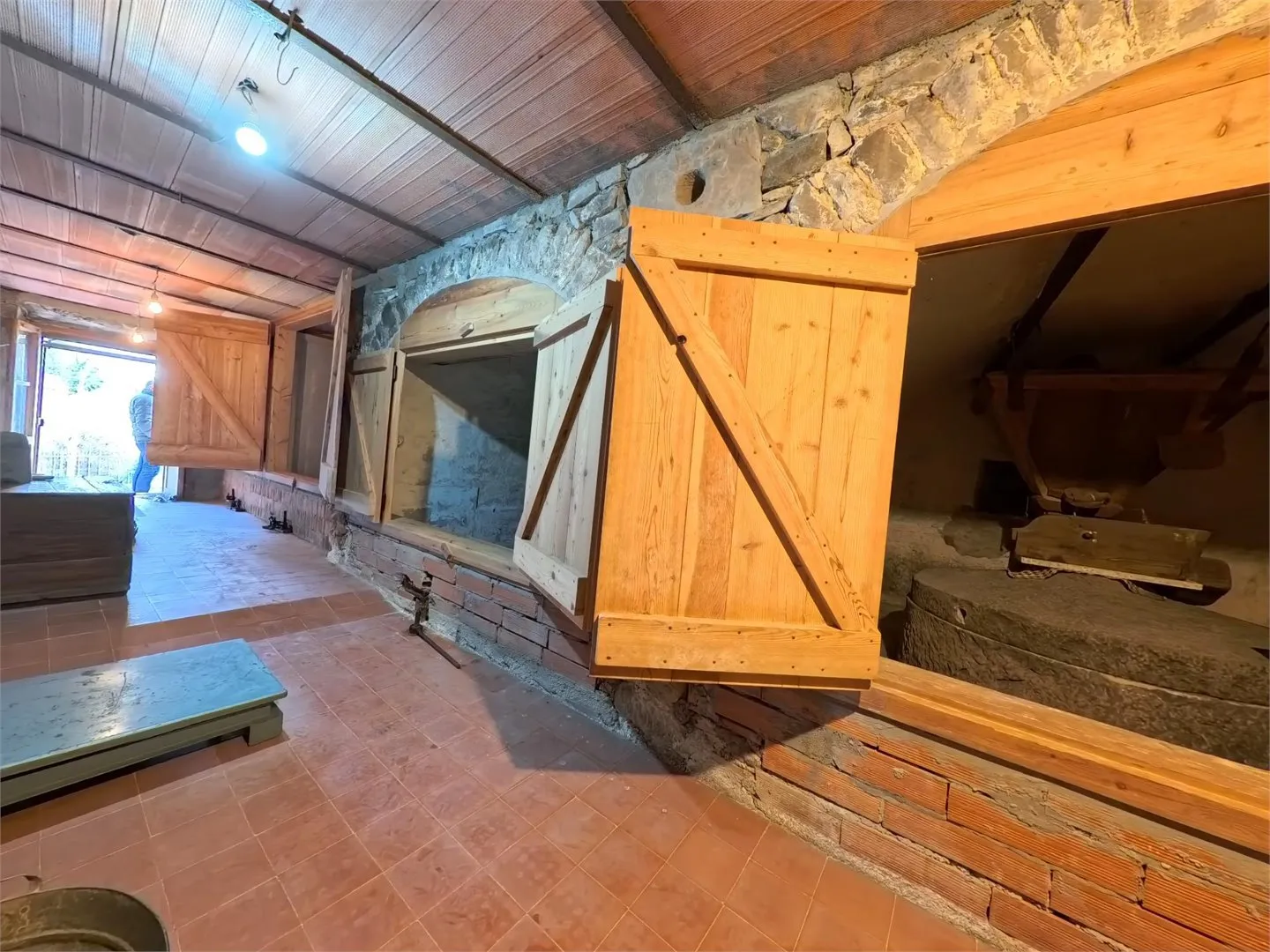 Historic 1648 Mill House in Garfagnana with Streams and Chestnut Grove - View image 26 of 35