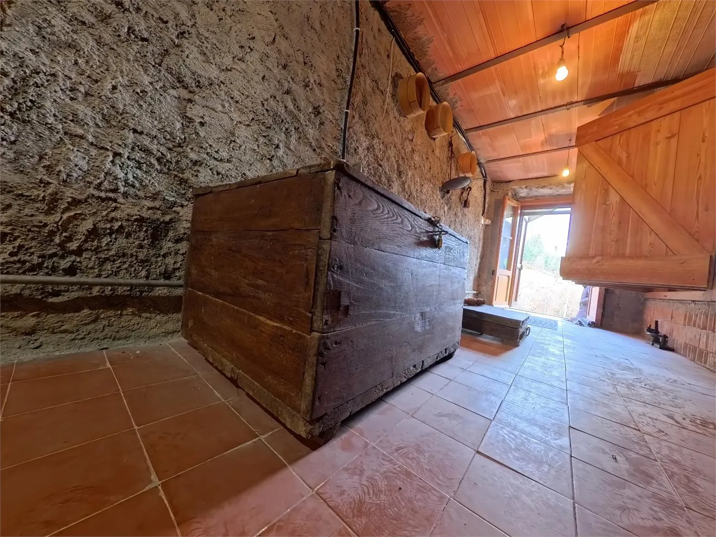 Historic 1648 Mill House in Garfagnana with Streams and Chestnut Grove - View image 28 of 35