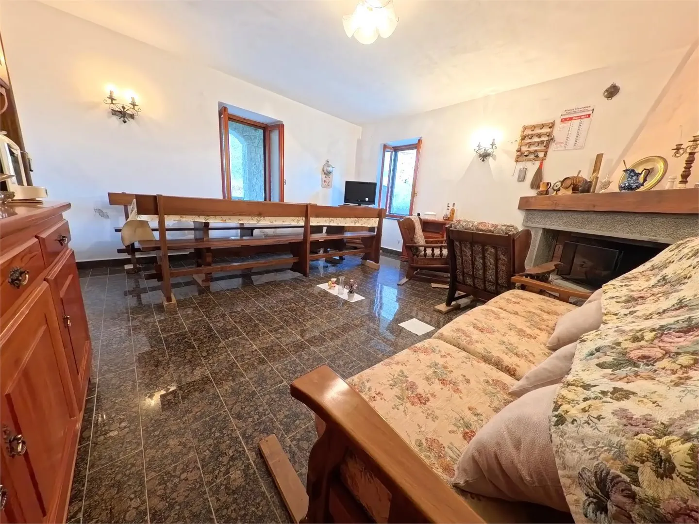 Historic 1648 Mill House in Garfagnana with Streams and Chestnut Grove - View image 31 of 35