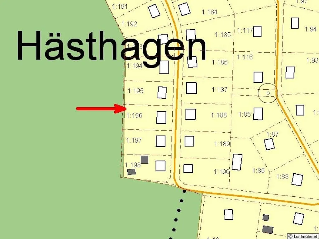 1950s Villa in Ställdalen: 3-Bedrooms, Terrace, and Expansive Grounds - View image 23 of 23