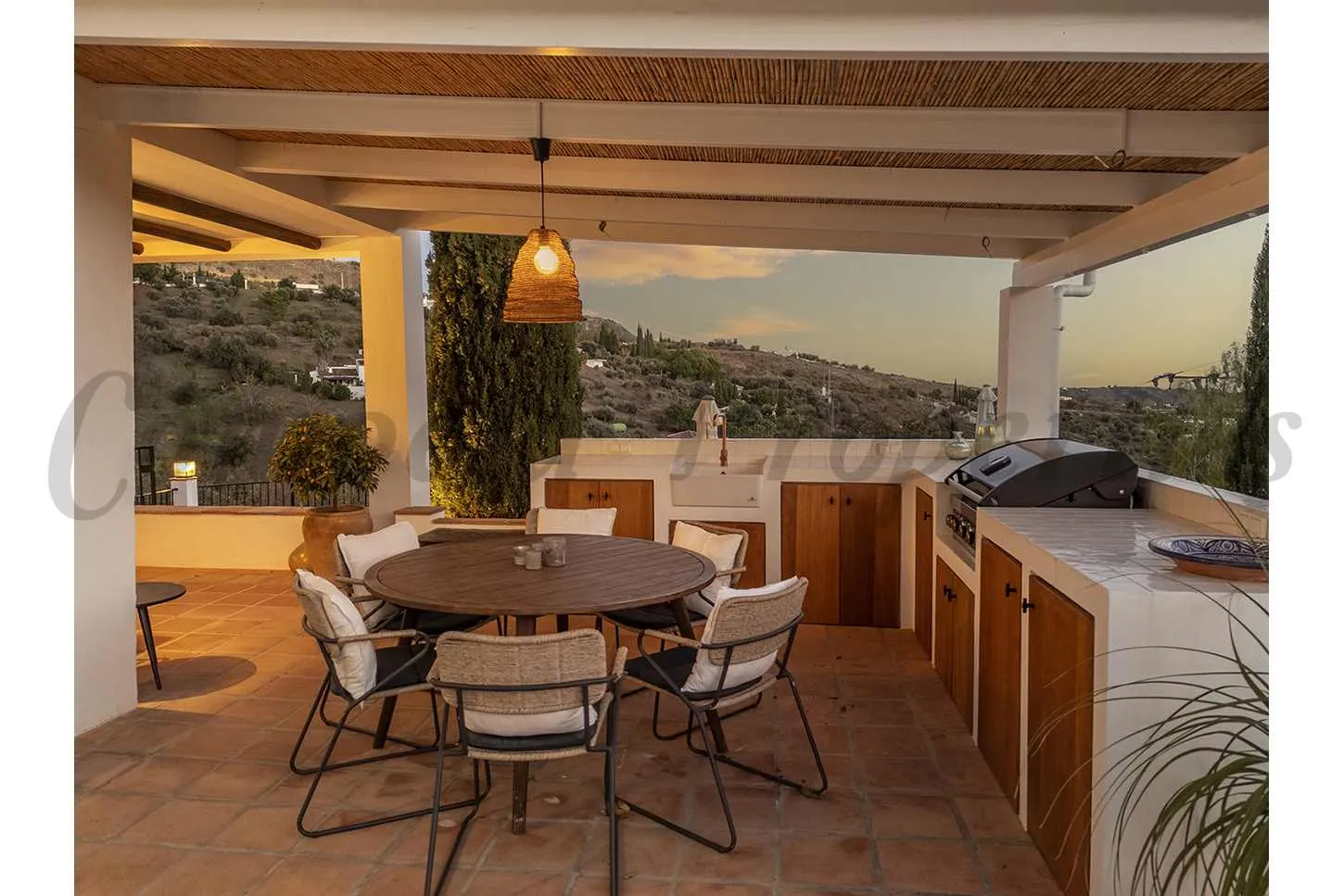 Cómpeta Casa de campo de 3 dormitorios con piscina y amplios jardines - Ver imagen 18 de 20