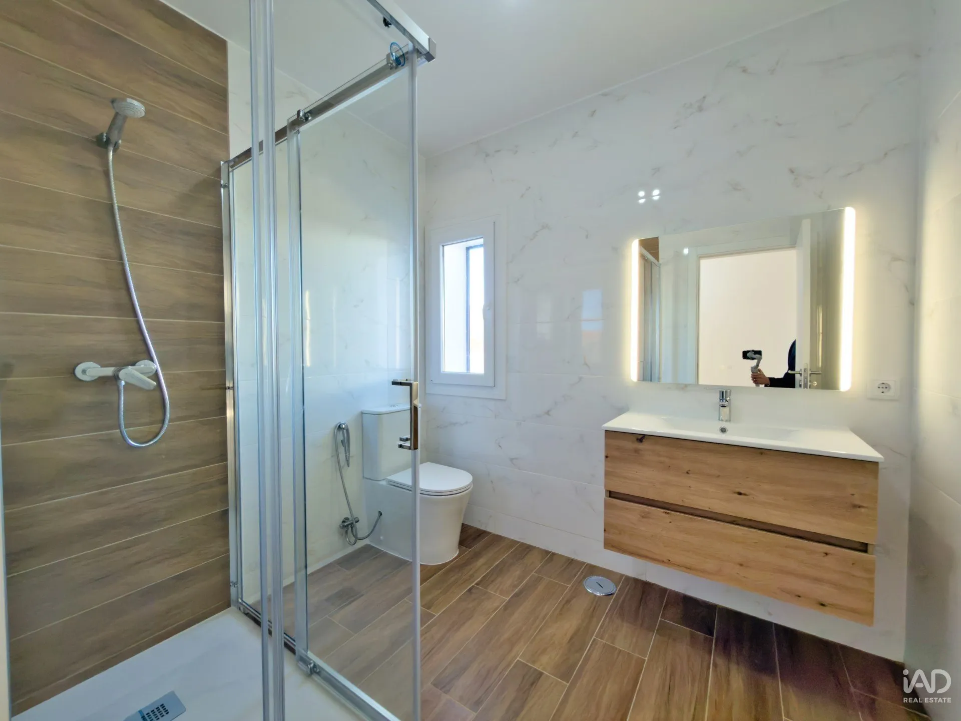 Furnished 3-Bedroom House with Garden in Coastal Marinha Grande - View image 22 of 27