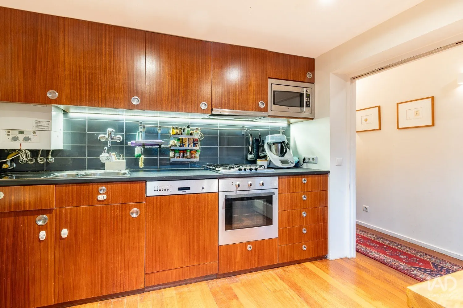 Contemporary 2-Bedroom Home with Garden and Terraces in Santa Comba Dão - Image 4