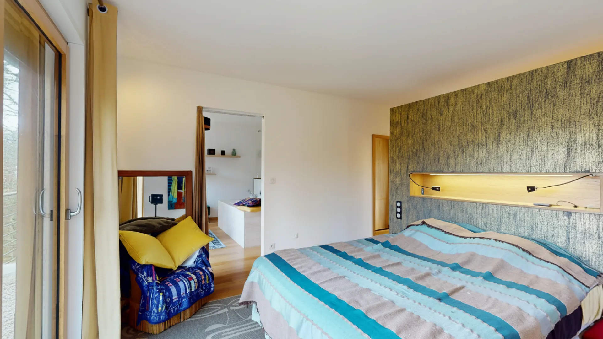 Contemporary Architect-Designed Wooden House with Expansive Terrace in Montignac - View image 13 of 19