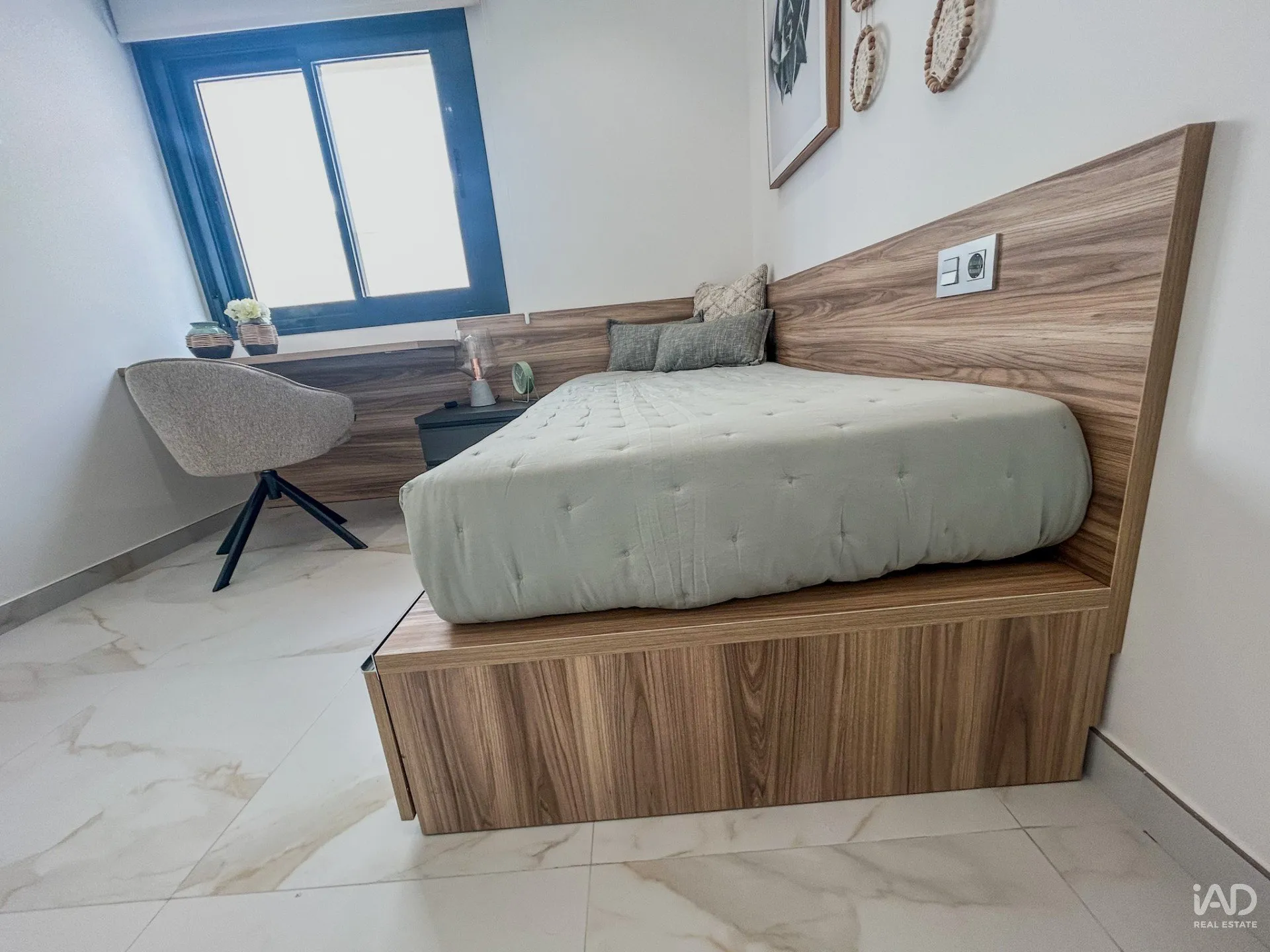 Contemporary 3-Bedroom House with Pool in Pilar de la Horadada - View image 26 of 40