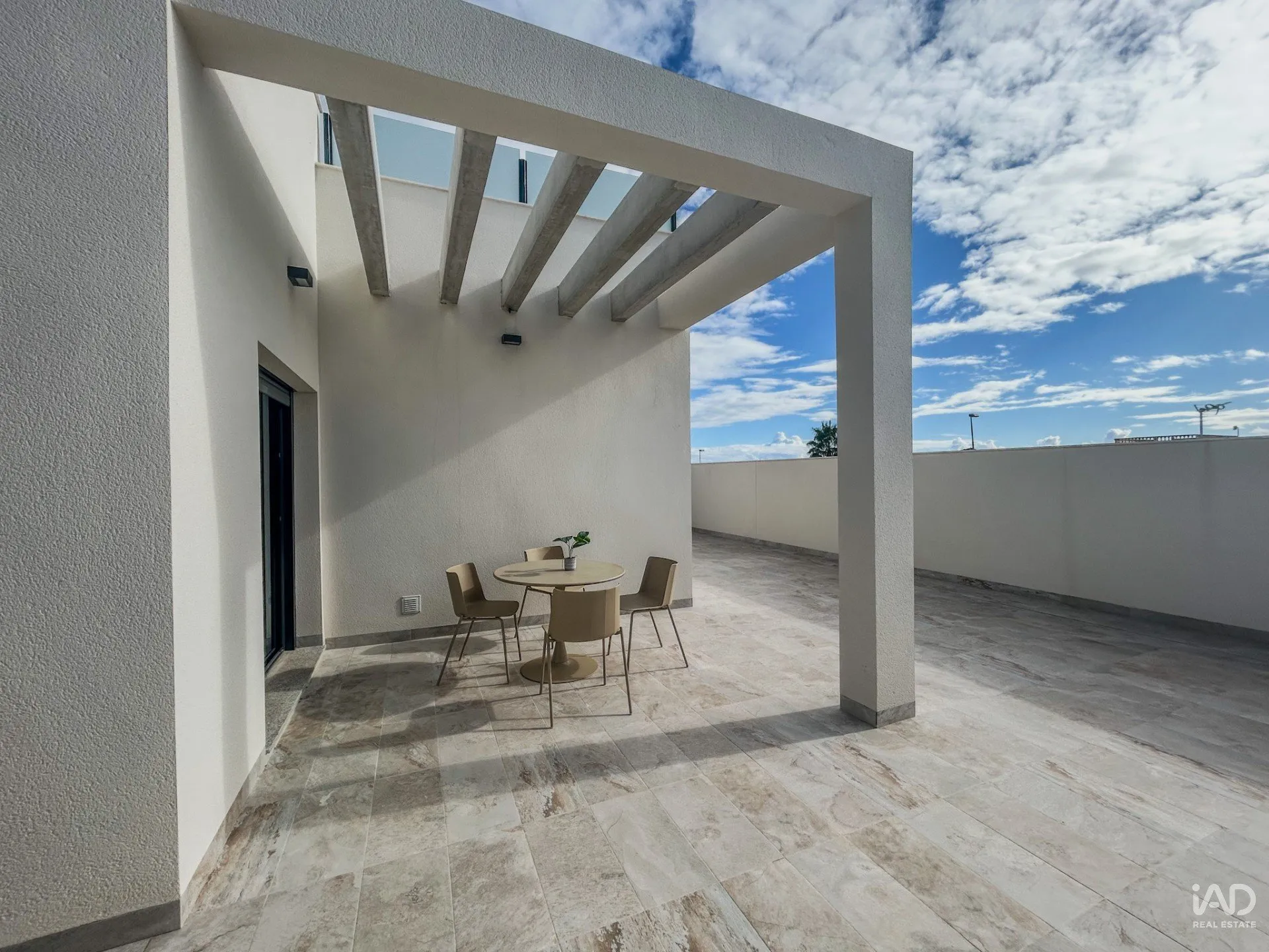 Contemporary 3-Bedroom House with Pool in Pilar de la Horadada - View image 31 of 40