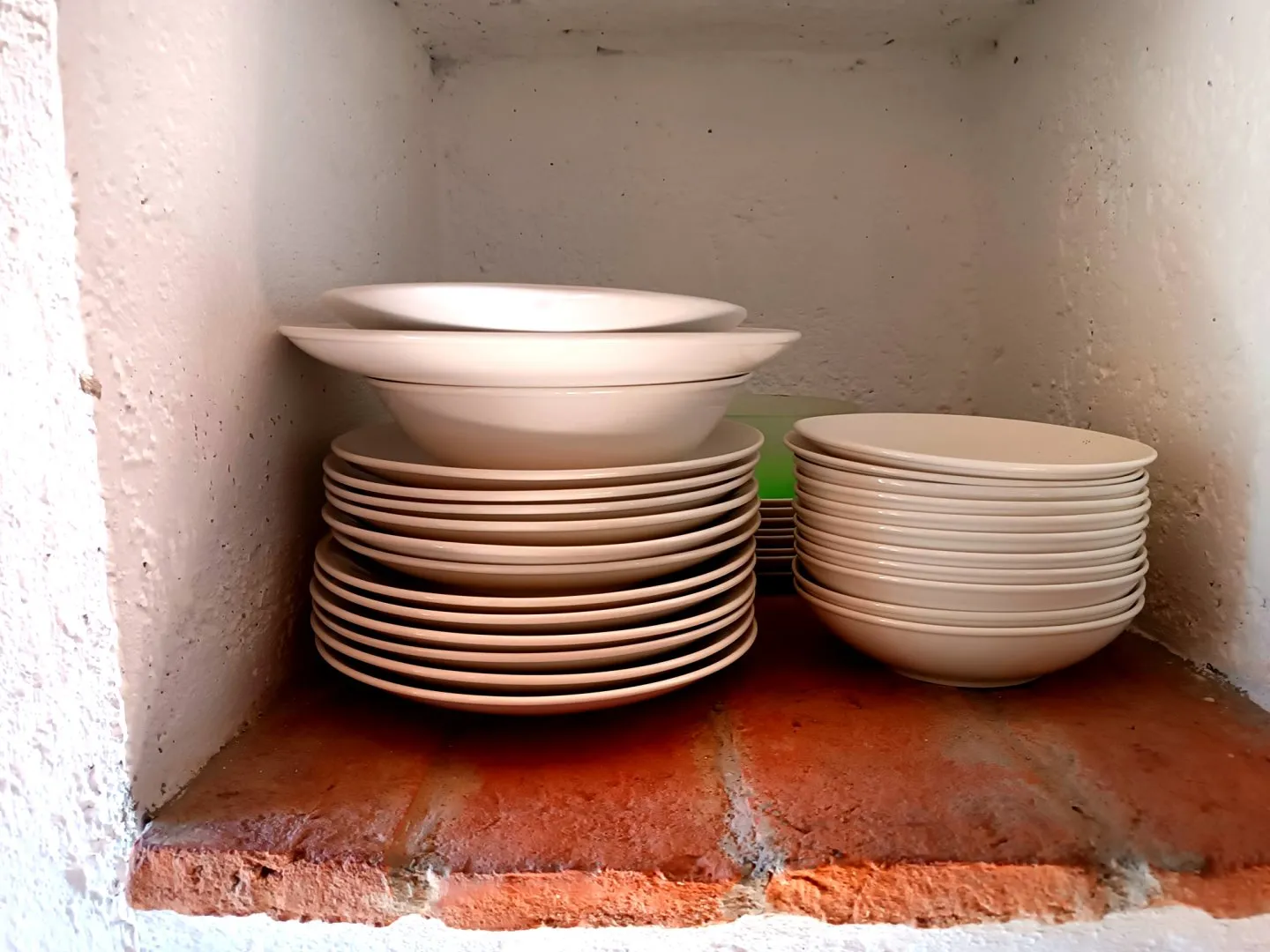 Lake-View House with Garden and Dual Living Spaces in Vagli Sotto - View image 15 of 40