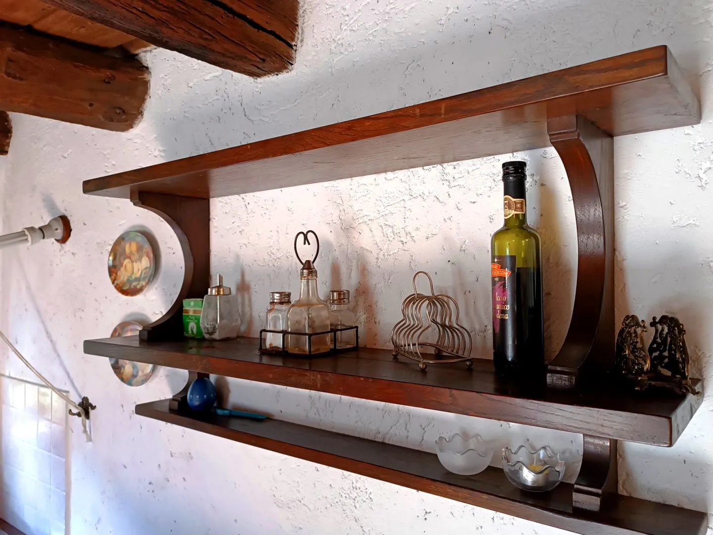 Lake-View House with Garden and Dual Living Spaces in Vagli Sotto - View image 16 of 40