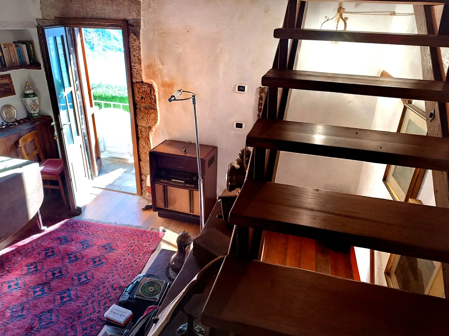 Lake-View House with Garden and Dual Living Spaces in Vagli Sotto - View image 31 of 40