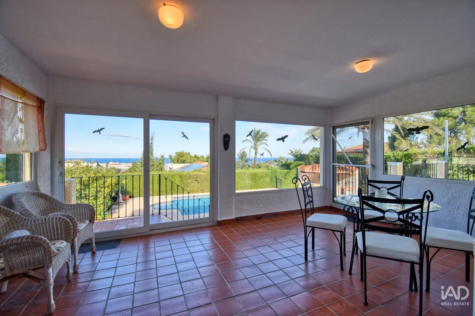 1970s Spanish Oasis with Garden and Pool in Dénia - View image 10 of 38