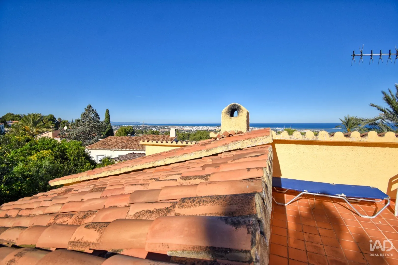 1970s Spanish Oasis with Garden and Pool in Dénia - View image 20 of 38