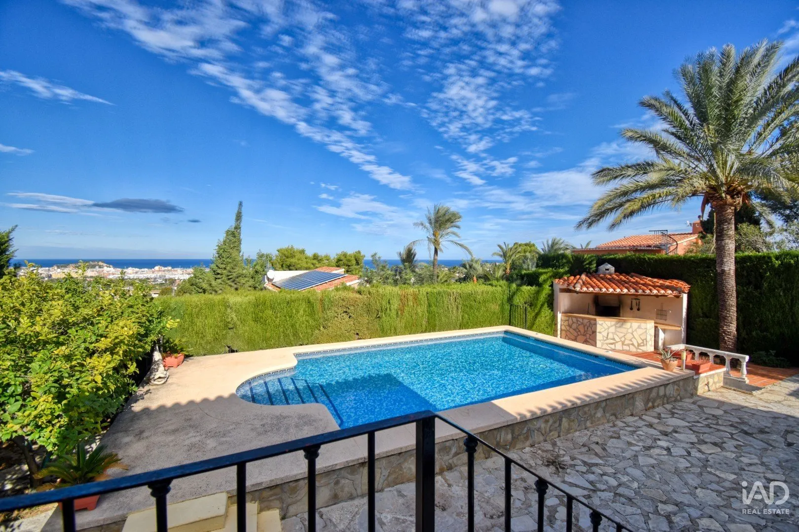 1970s Spanish Oasis with Garden and Pool in Dénia - View image 29 of 38