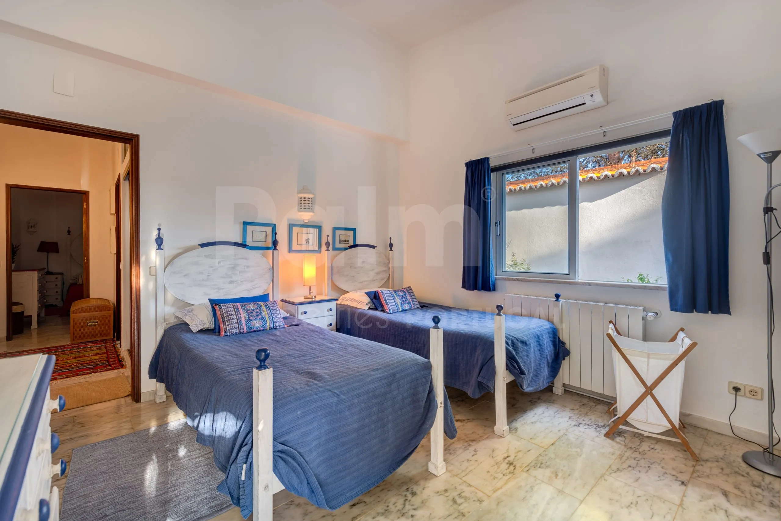 Elegant 8-Bedroom Villa with Pool and Gardens Near Algarve Coast - View image 14 of 57