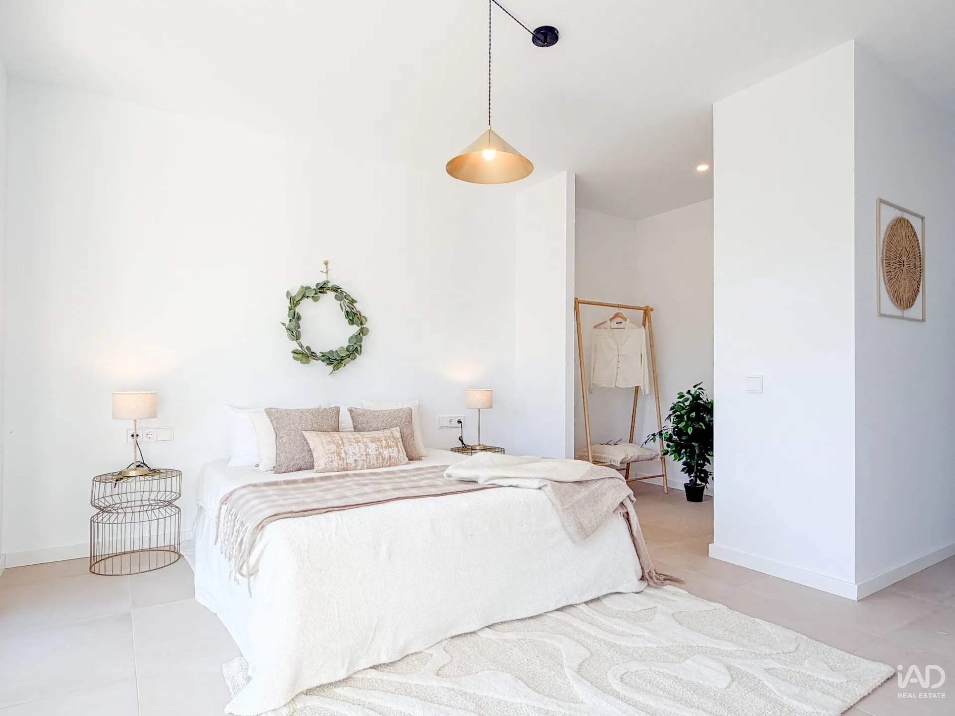 Contemporary 4-Bedroom Home with Pool in Catalonia's Mas Alba - View image 22 of 34