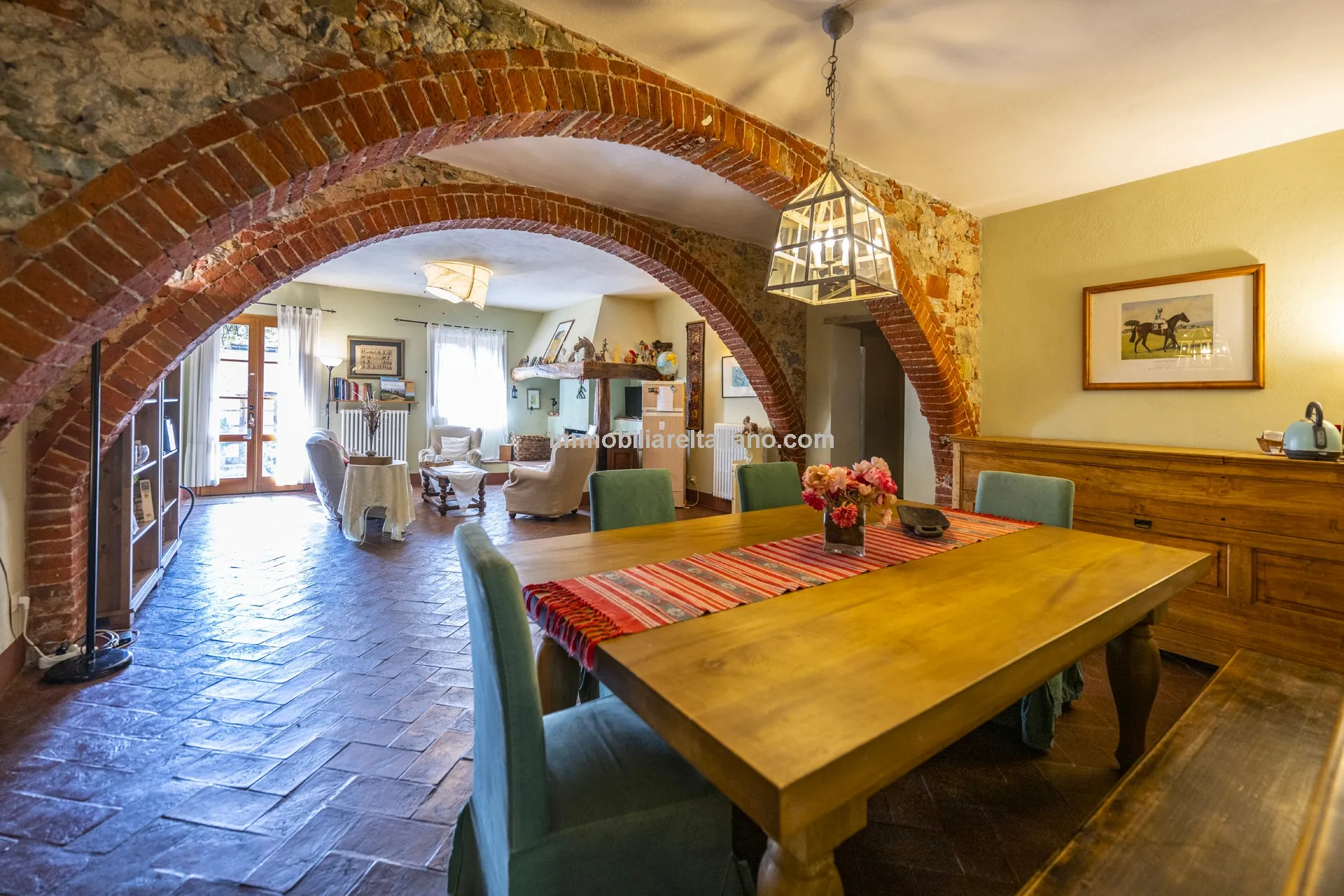 9-Bedroom Farmhouse with Pool and Equestrian Potential in Tuscany - View image 77 of 104