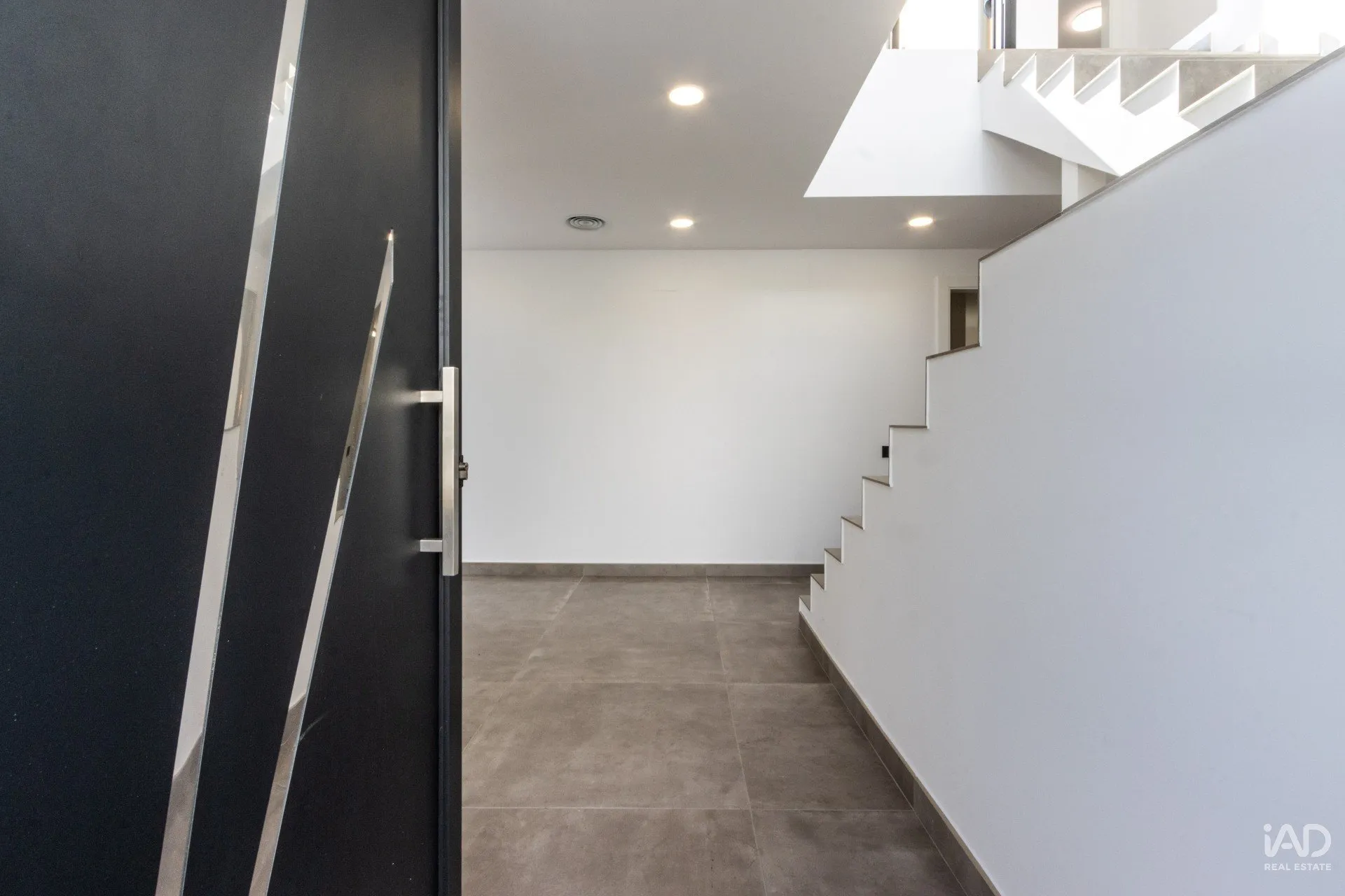 Contemporary Eco-Friendly 3-Bedroom House with Vineyard Views in Sentmenat - View image 7 of 39