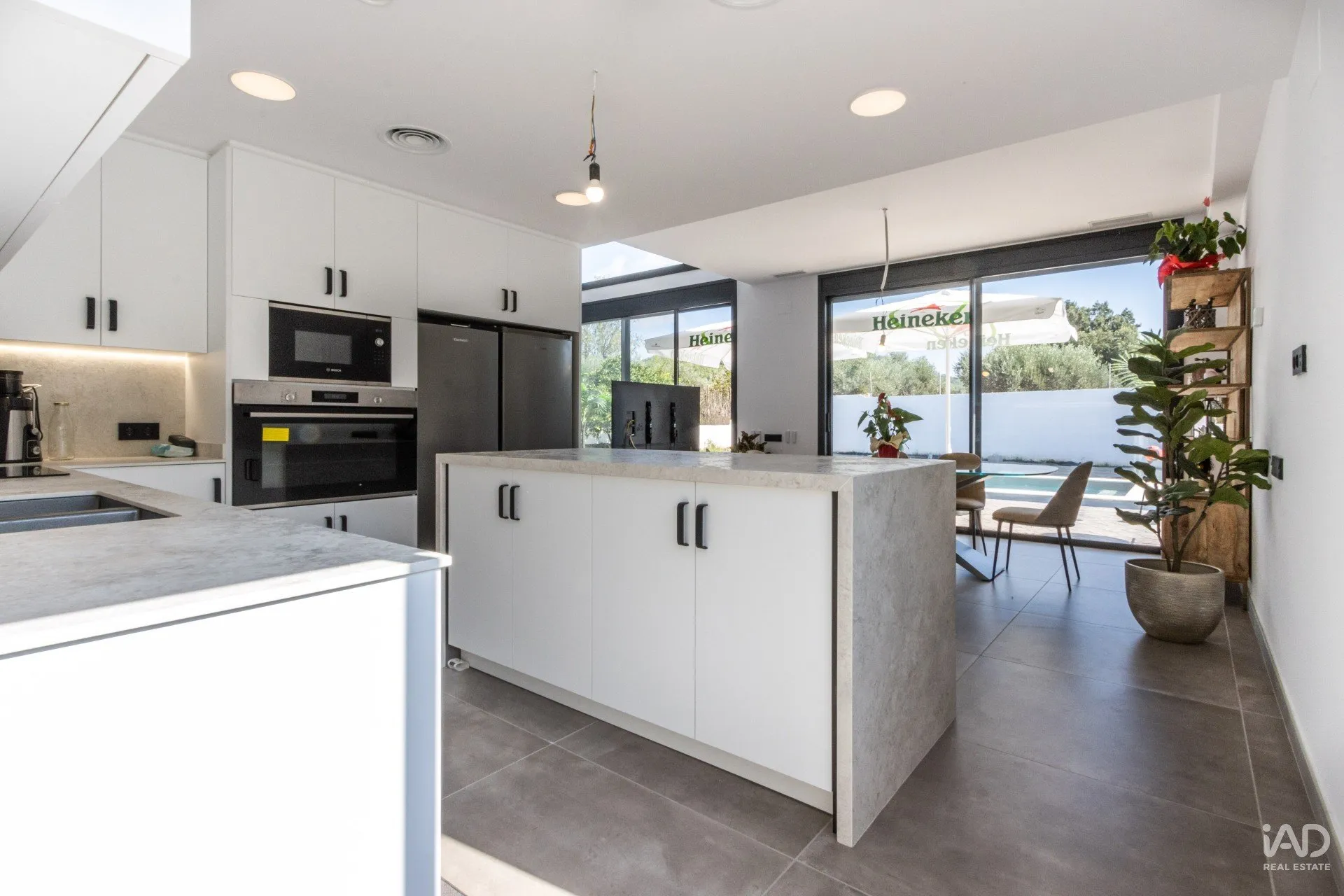 Contemporary Eco-Friendly 3-Bedroom House with Vineyard Views in Sentmenat - View image 20 of 39