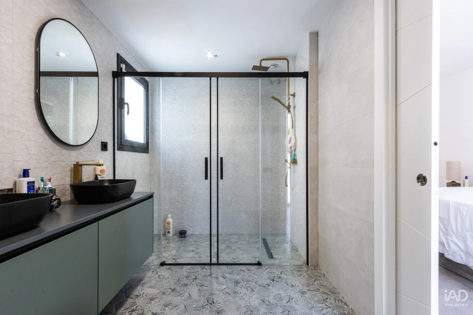 Contemporary Eco-Friendly 3-Bedroom House with Vineyard Views in Sentmenat - View image 29 of 39