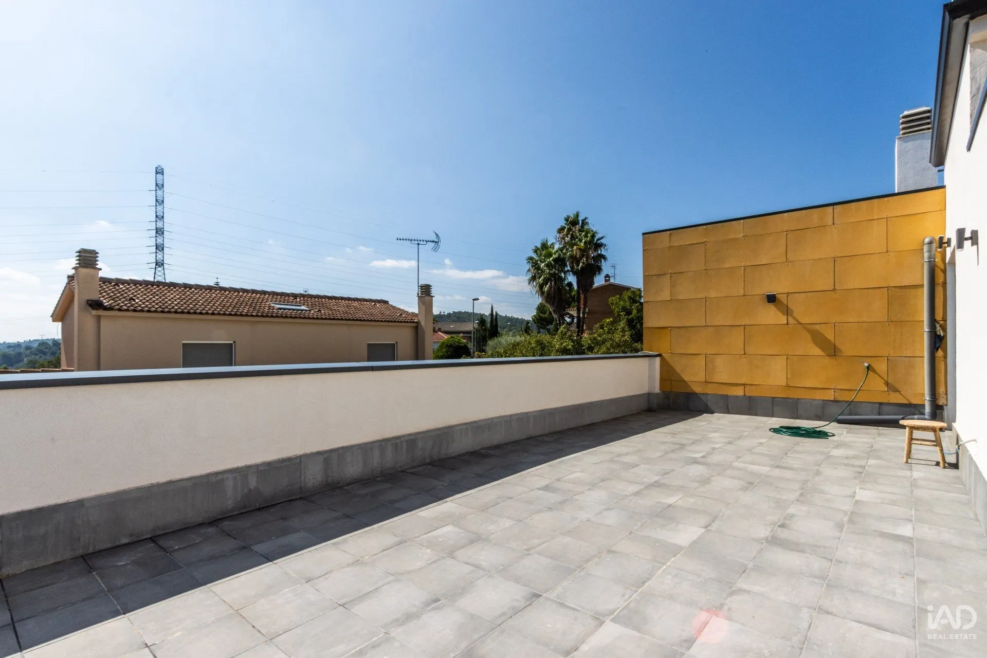 Contemporary Eco-Friendly 3-Bedroom House with Vineyard Views in Sentmenat - View image 33 of 39