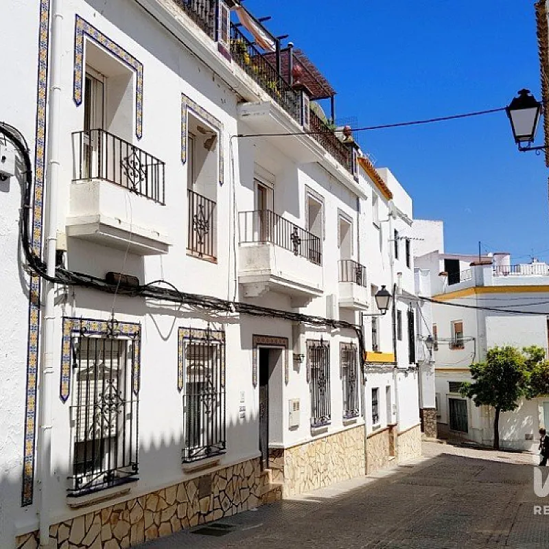 1940s 7-Bedroom House with Terrace in Andalusia's Alcalá de los Gazules