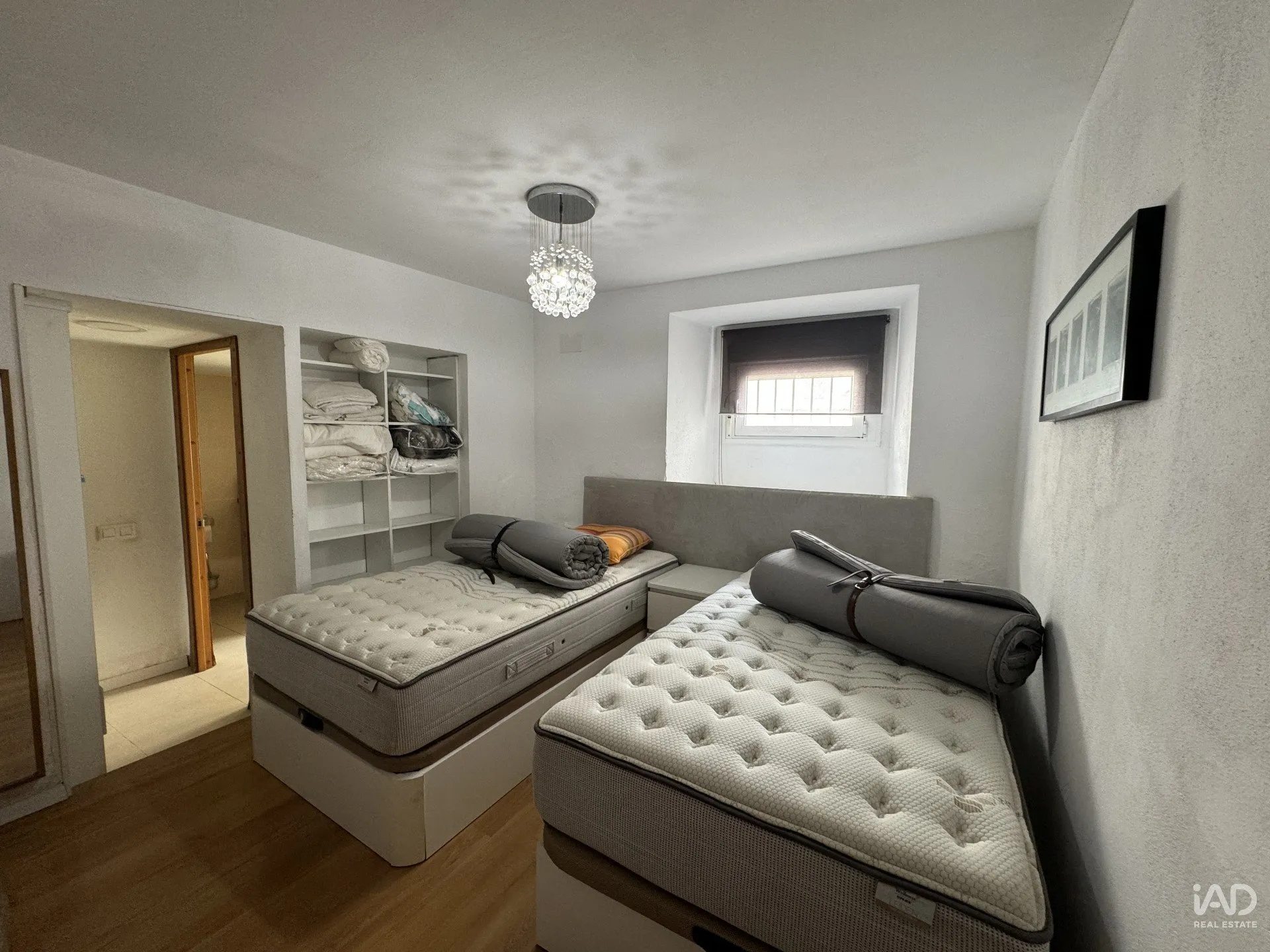 1940s 7-Bedroom House with Terrace in Andalusia's Alcalá de los Gazules - Image 2