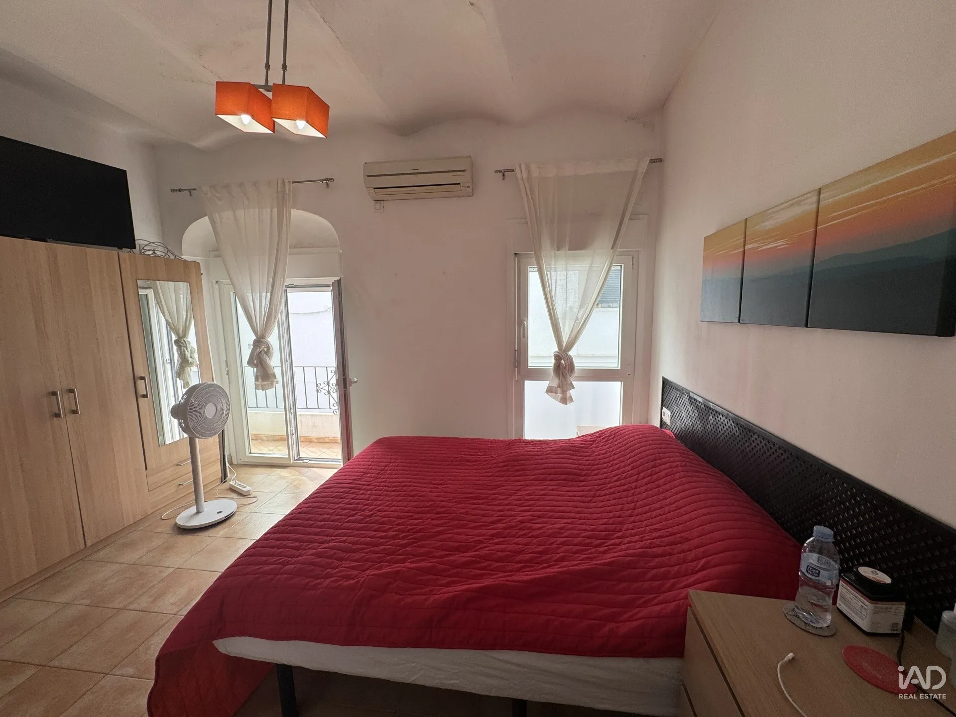 1940s 7-Bedroom House with Terrace in Andalusia's Alcalá de los Gazules - Image 4