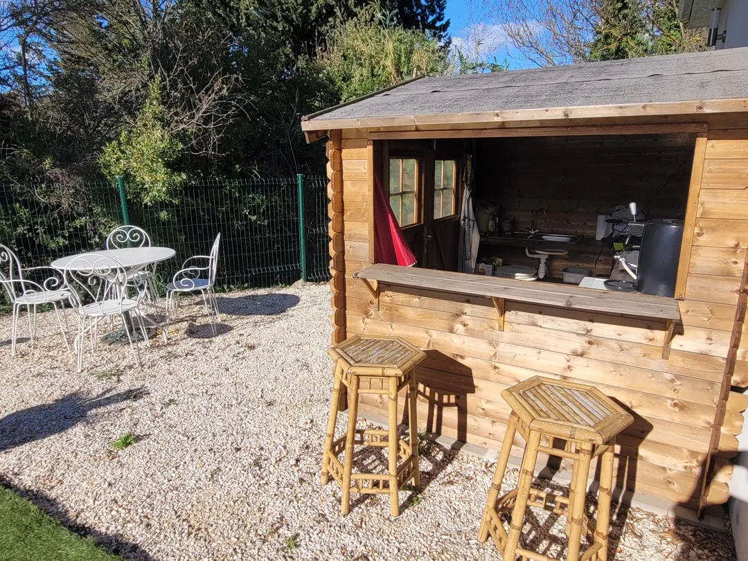 Contemporary 3-Bedroom Villa with Pool in Scenic Autignac, Hérault - View image 6 of 17