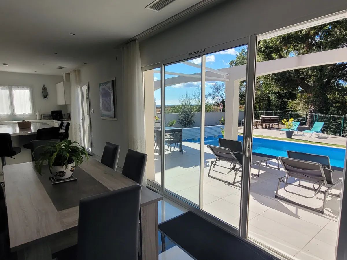 Contemporary 3-Bedroom Villa with Pool in Scenic Autignac, Hérault - View image 10 of 17