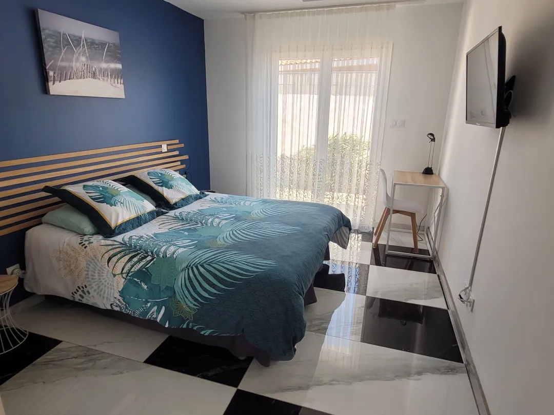 Contemporary 3-Bedroom Villa with Pool in Scenic Autignac, Hérault - View image 15 of 17