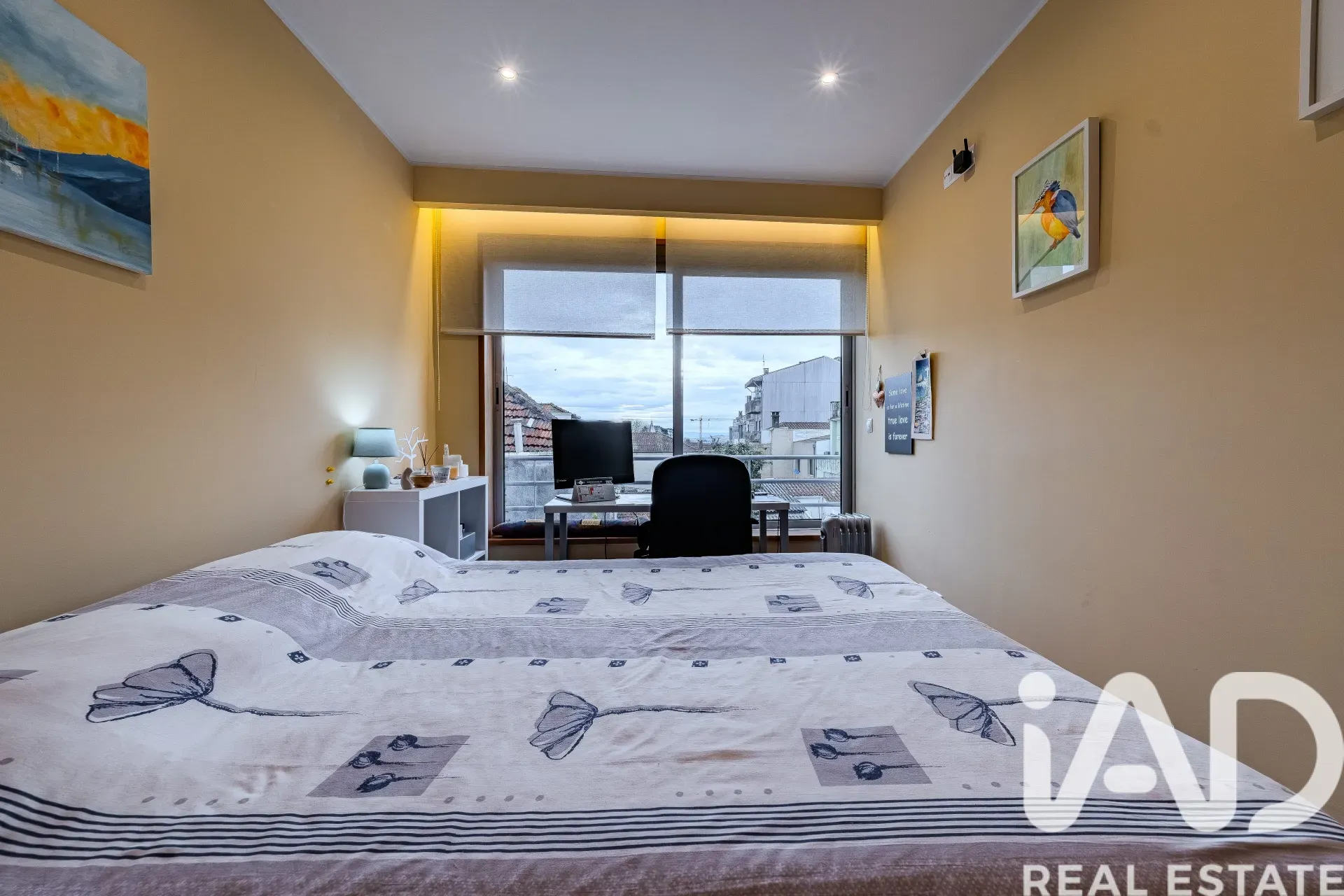 Contemporary 3-Bedroom House with Garden and Garage in Porto's Bonfim District - View image 16 of 22