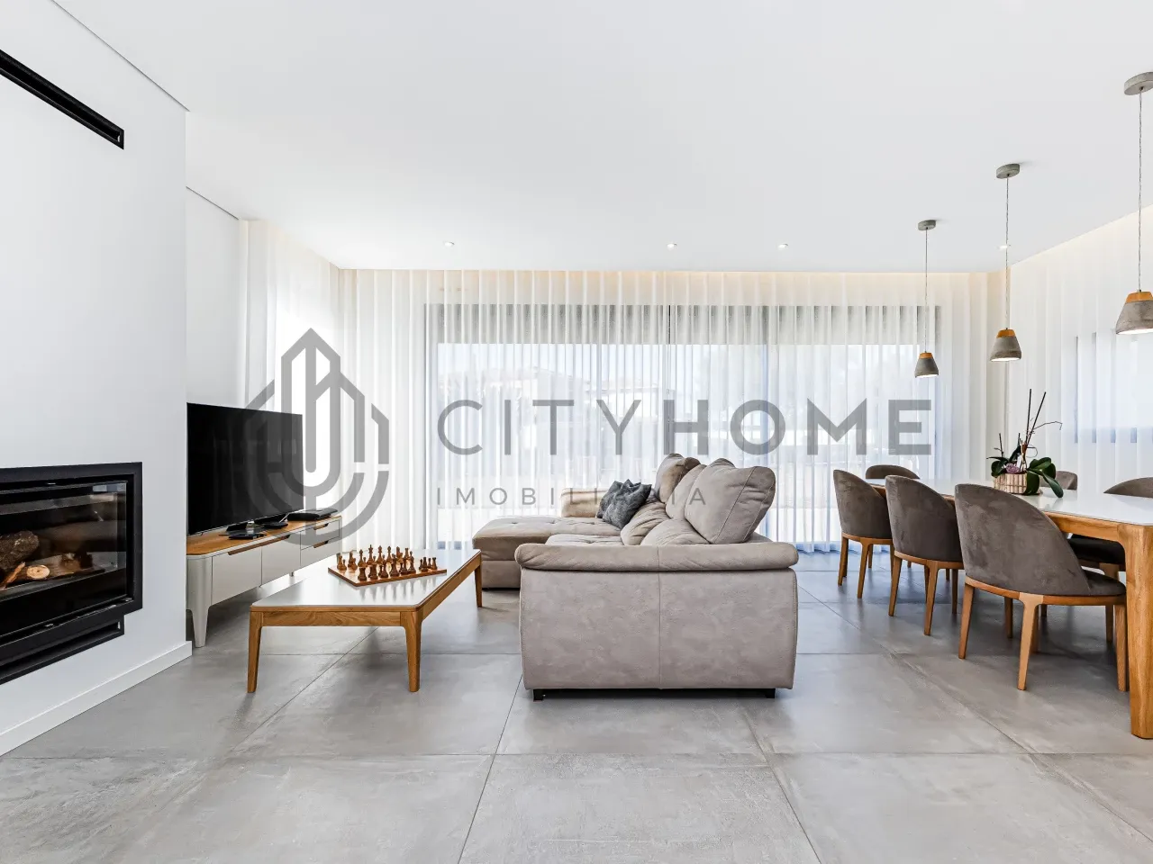 3-Bedroom House with Expansive Garden in Albufeira's Serene Ferreiras - Image 4