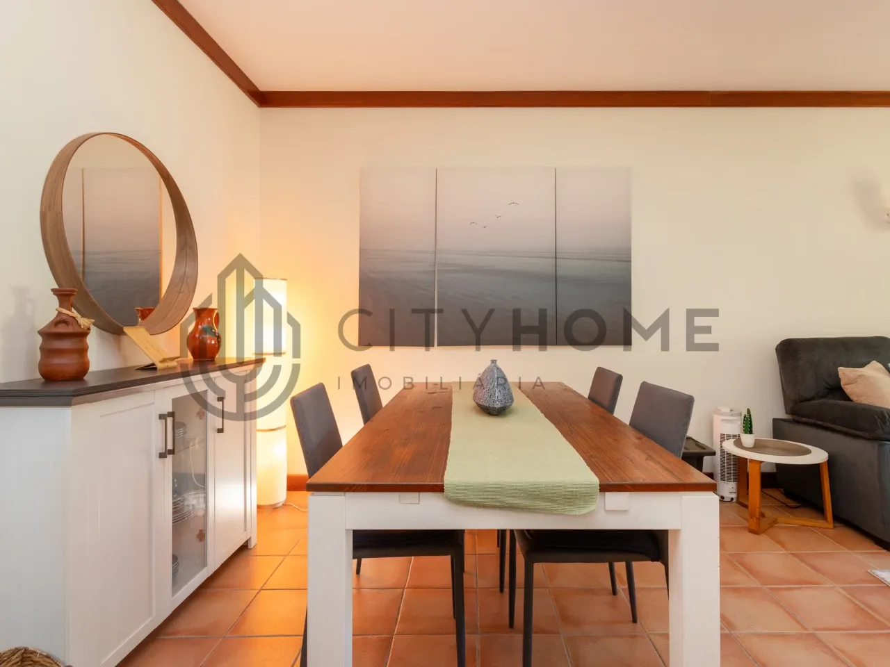 Contemporary Townhouse with Pool and Garden in Lagoa, Portugal - View image 10 of 43