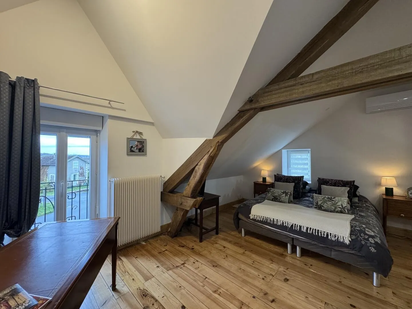 Elegant House in St Cyprien with Garden, Terrace and Separate Apartment - Image 5