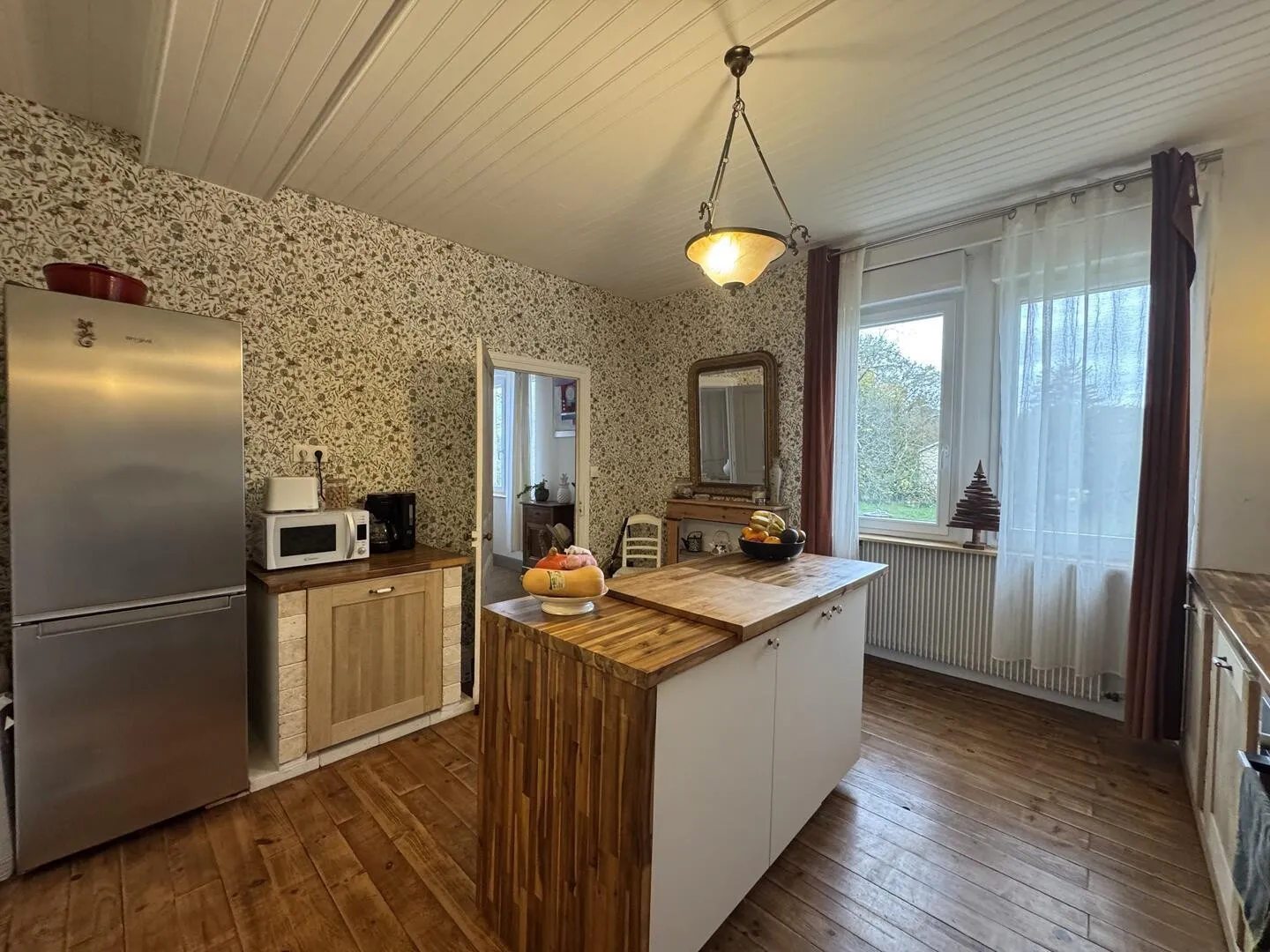 Elegant House in St Cyprien with Garden, Terrace and Separate Apartment - View image 10 of 50