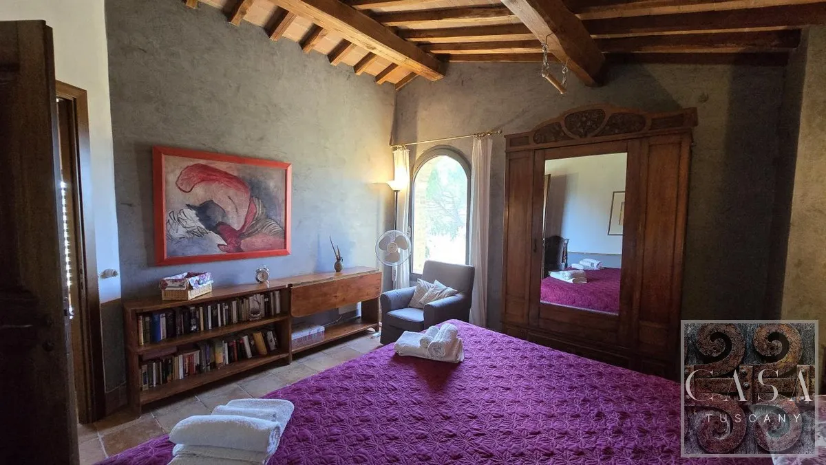 Tuscan Farmhouse with Pool and Garden Near Volterra - View image 41 of 47