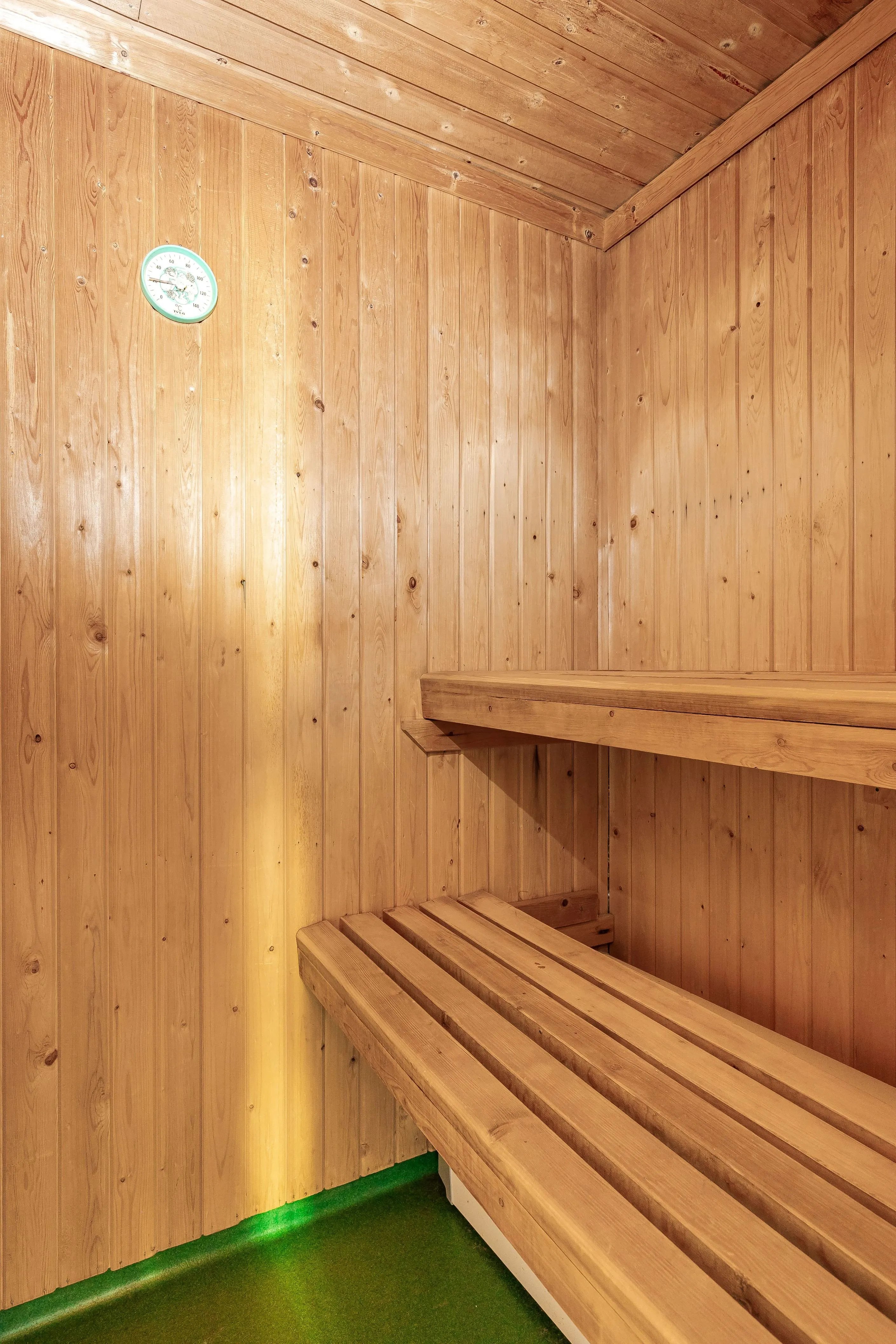 1970s Swedish Cabin with Sauna and Expansive Mountain Views - View image 16 of 31