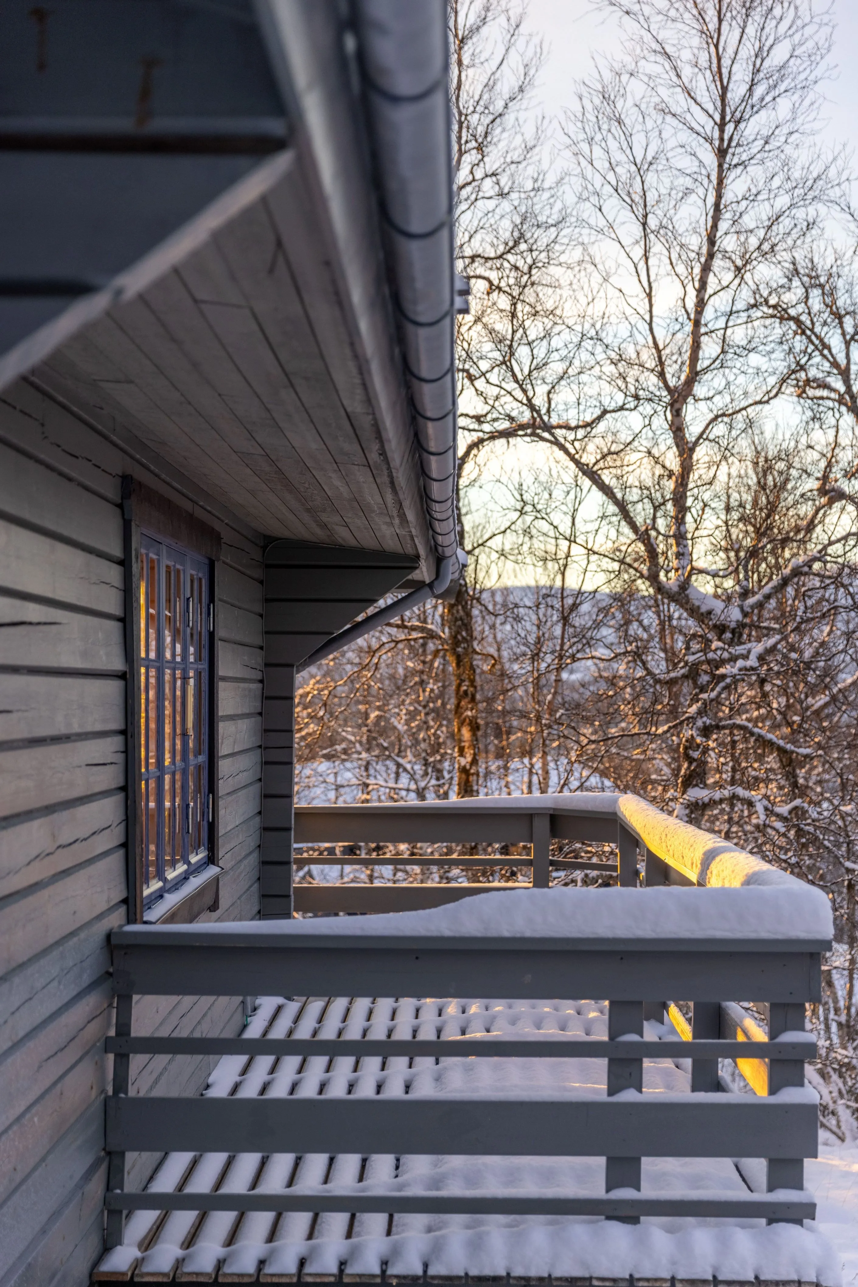 1970s Swedish Cabin with Sauna and Expansive Mountain Views - View image 23 of 31