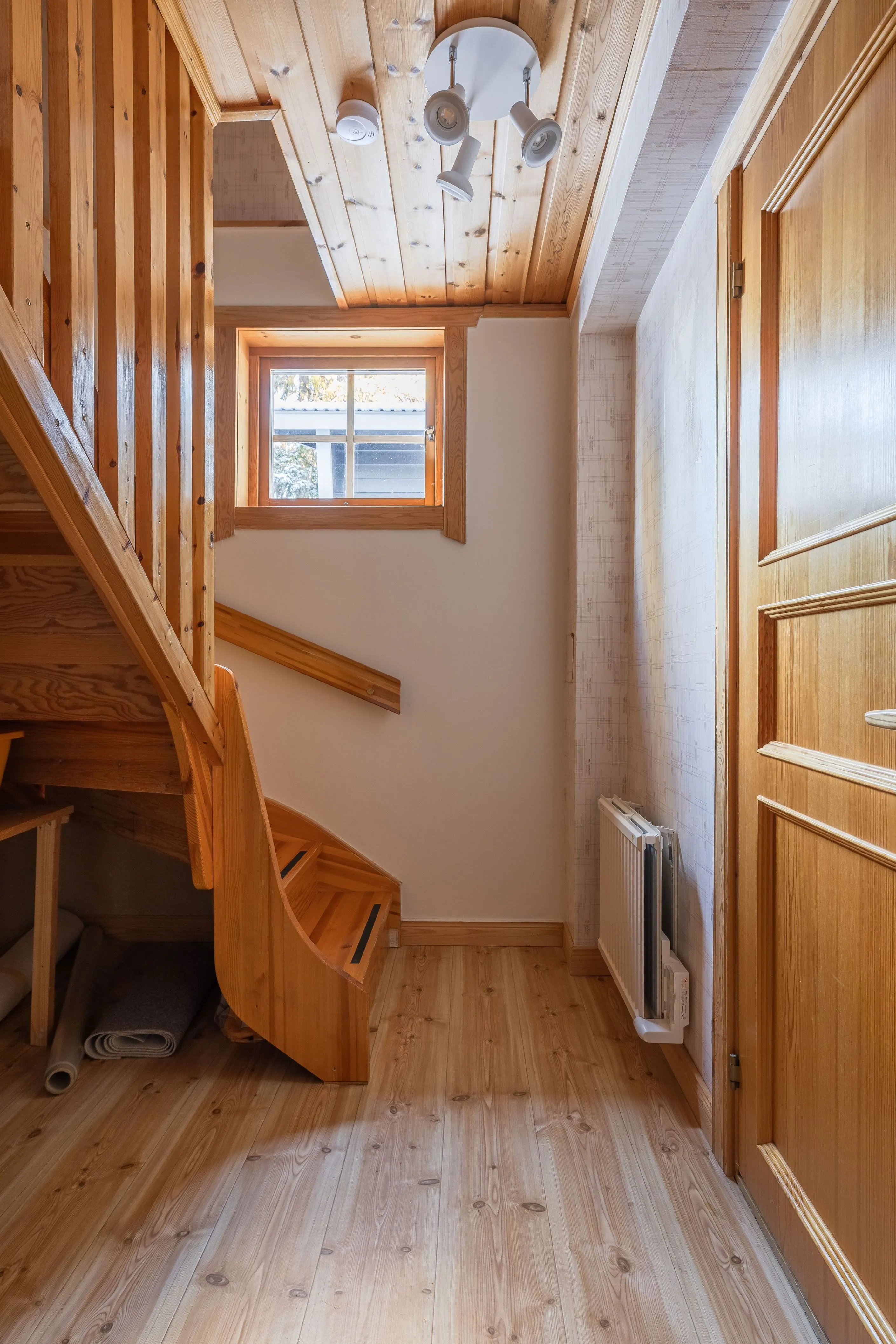 5-Bedroom Cabin with Terrace in Lofsdalen's Natural Beauty - View image 21 of 43