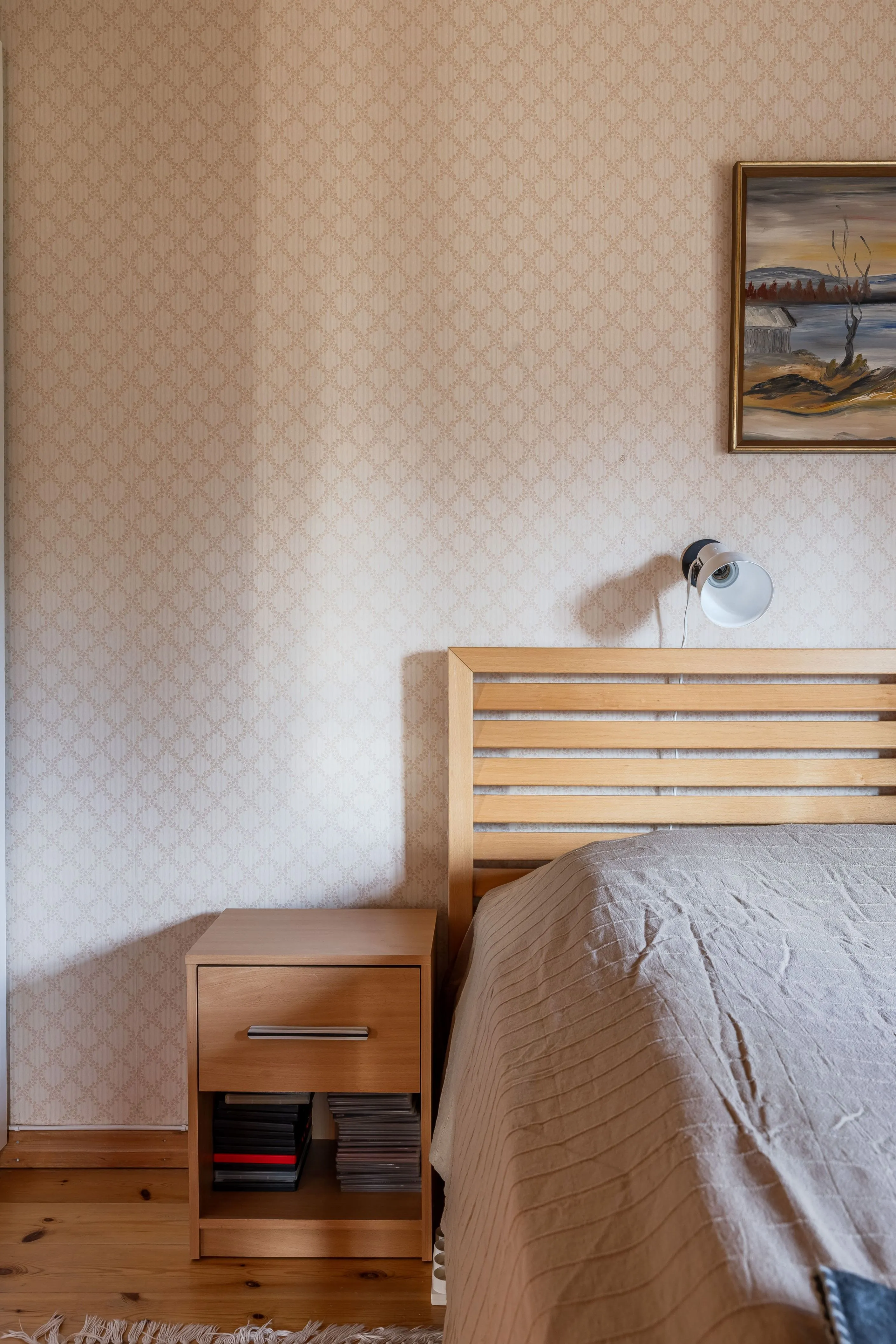 Swedish Country House with Expansive Lot Near Ski Trails - View image 13 of 32