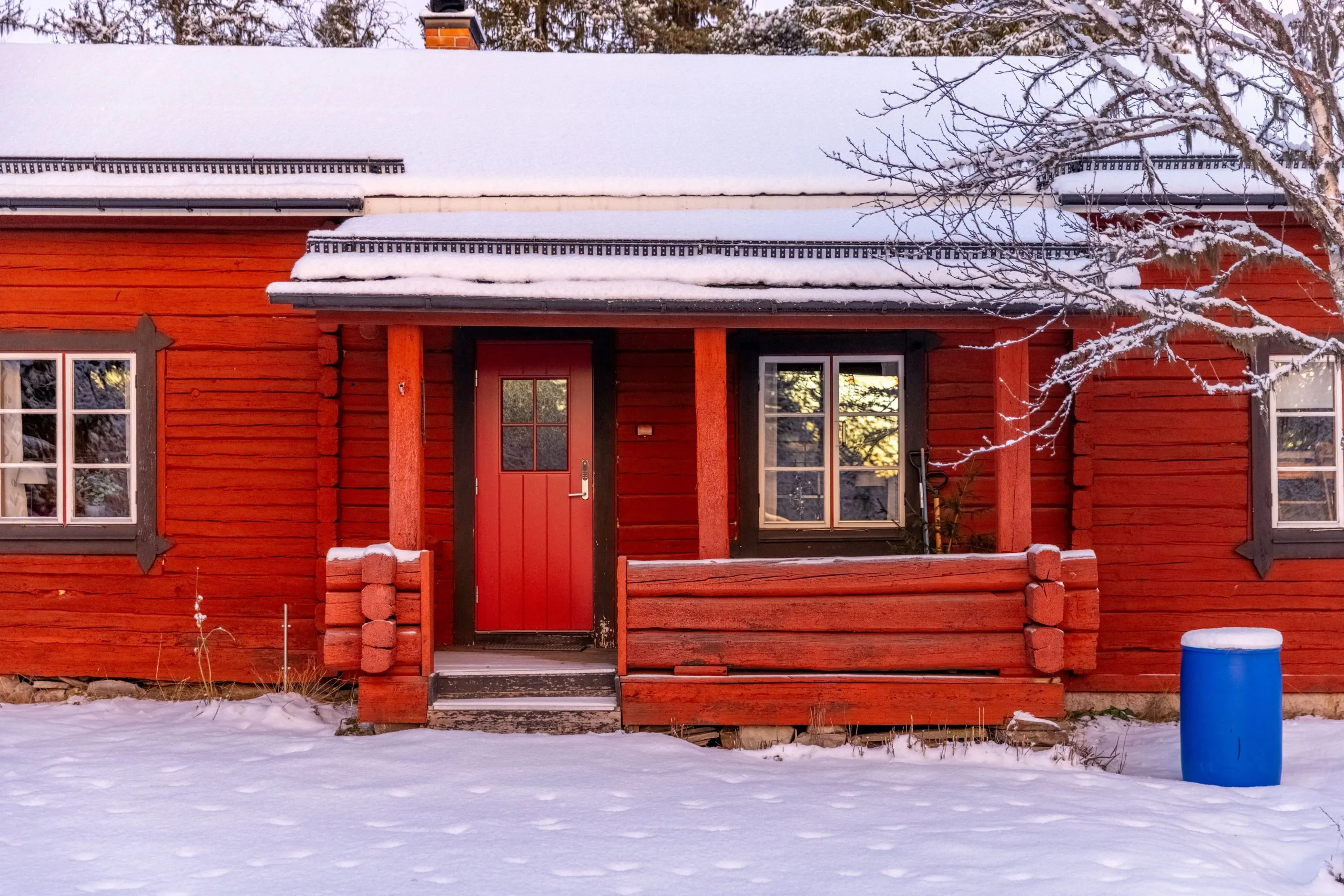 Swedish Country House with Expansive Lot Near Ski Trails - View image 27 of 32