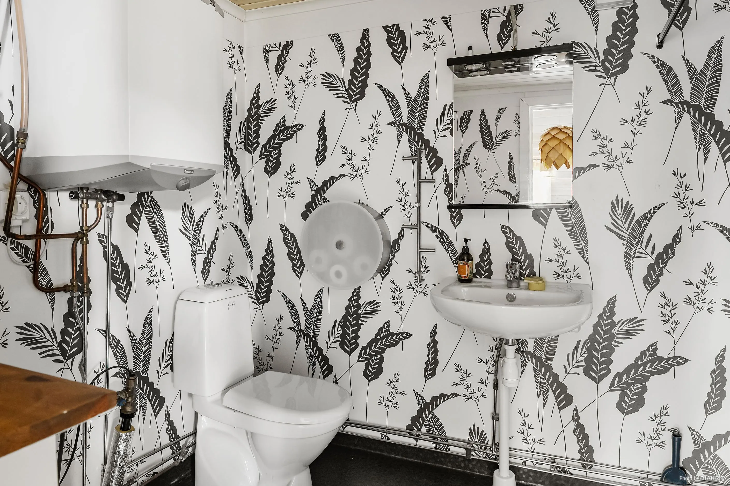 Cosy 2-Bedroom Cabin with Expansive Garden in Scenic Marsliden - View image 13 of 24