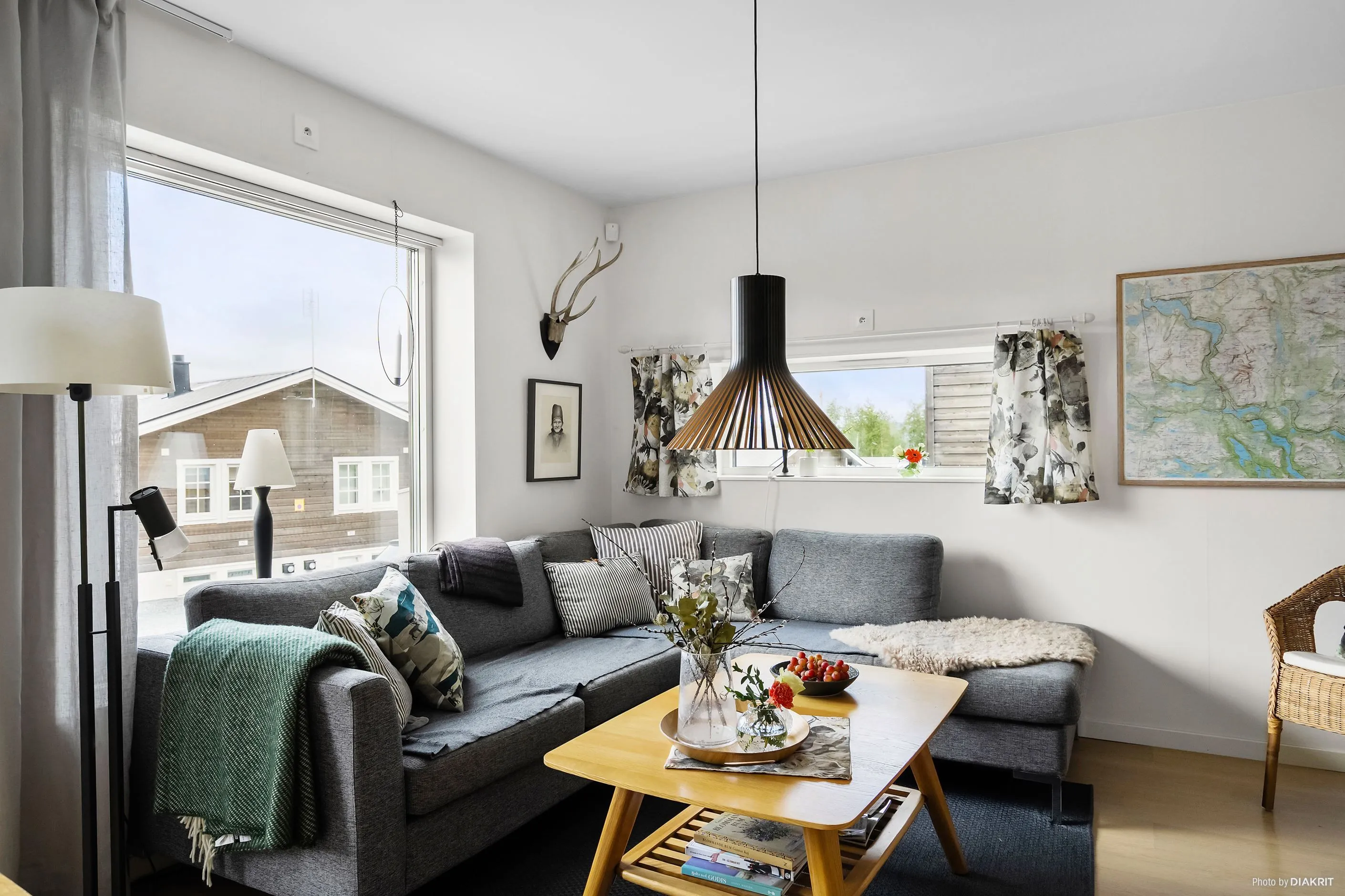 Contemporary 3-Bedroom Country House with Terrace in Hemavan Sweden - Image 4