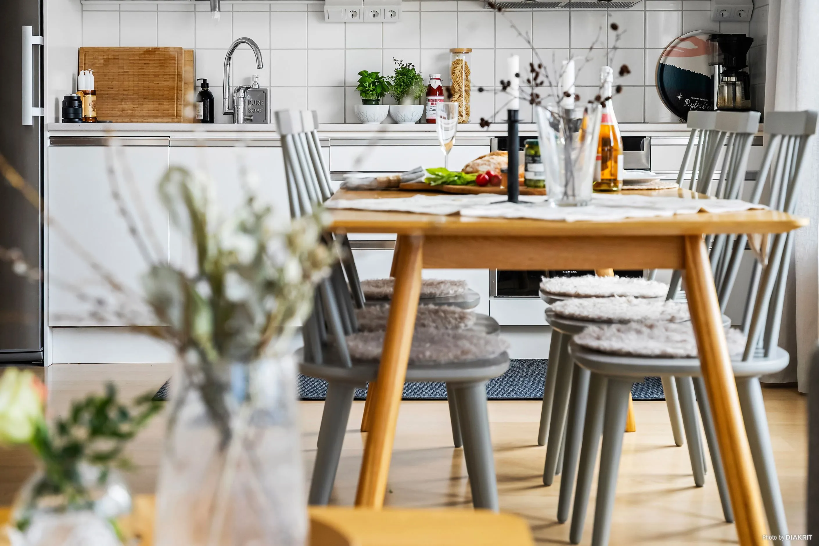 Contemporary 3-Bedroom Country House with Terrace in Hemavan Sweden - View image 11 of 35