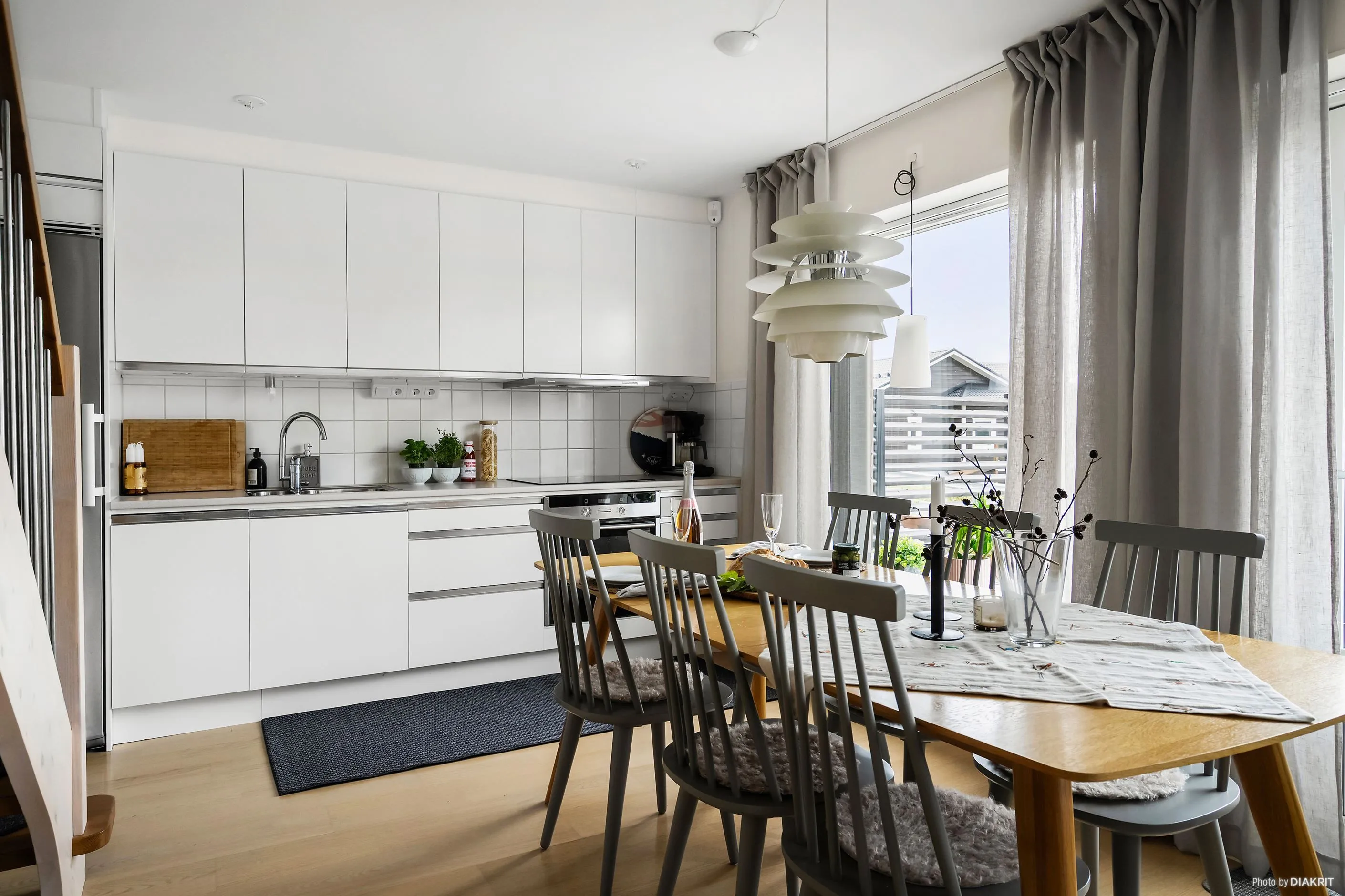 Contemporary 3-Bedroom Country House with Terrace in Hemavan Sweden - View image 12 of 35