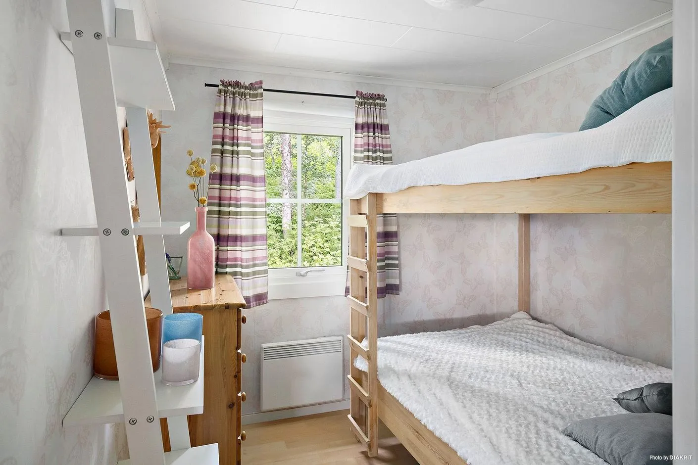 1970s Country House with Balcony and Terrace in Ski-Friendly Hemavan - View image 17 of 33