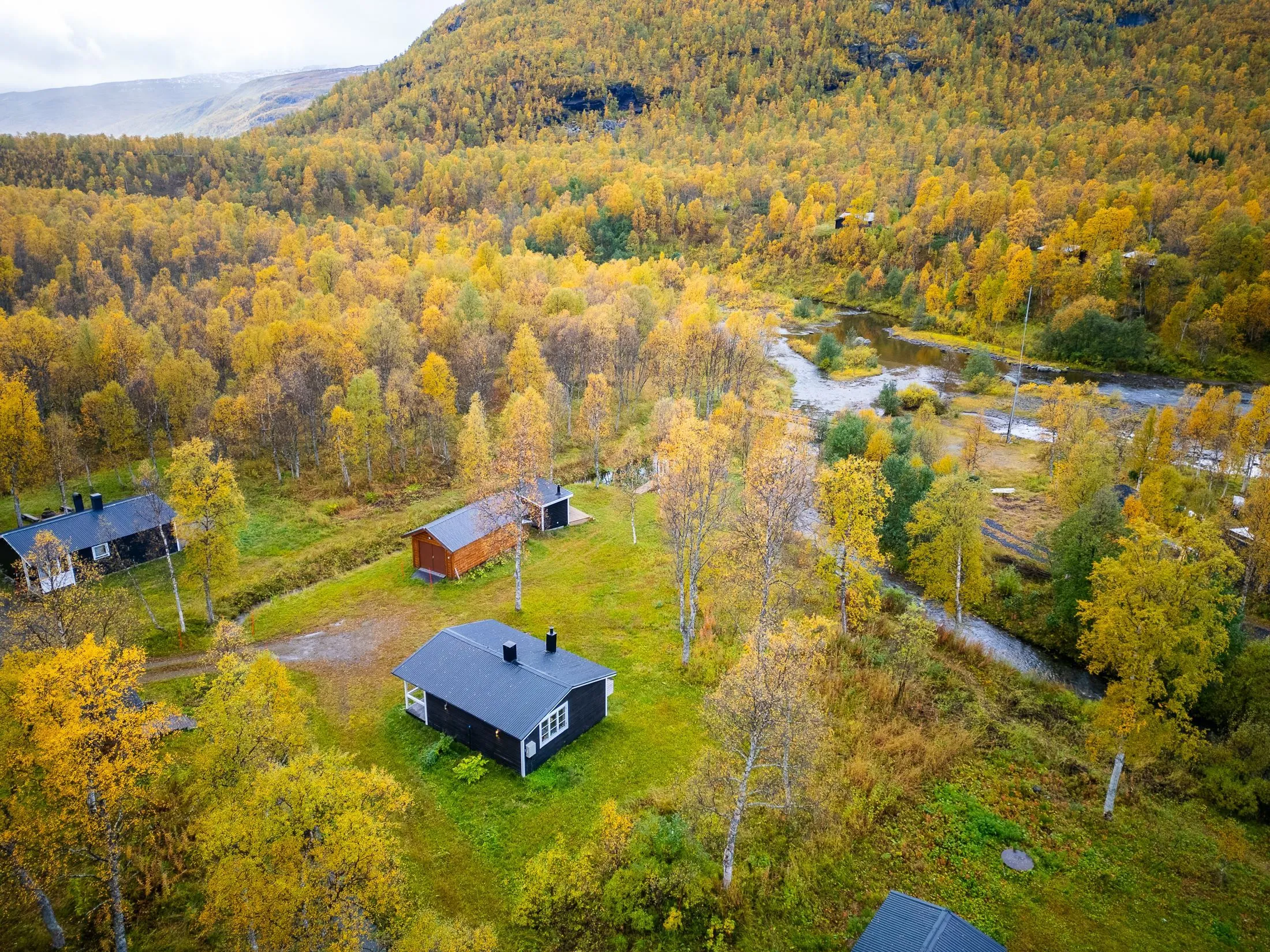 Swedish Mountain Cabin with New Garage and Wood Sauna in Hemavan - Image 1