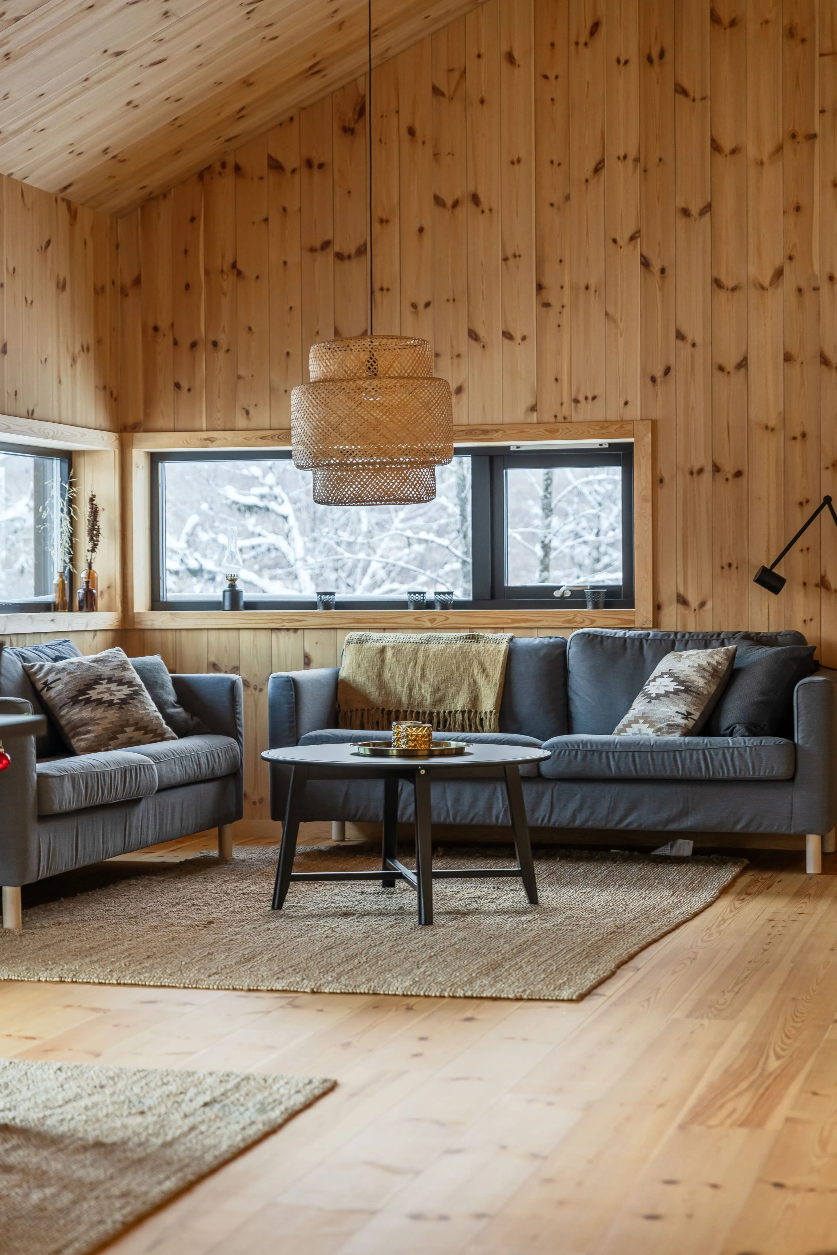 Contemporary 4-Bedroom House with Expansive Grounds in Tänndalen, Sweden - View image 17 of 43